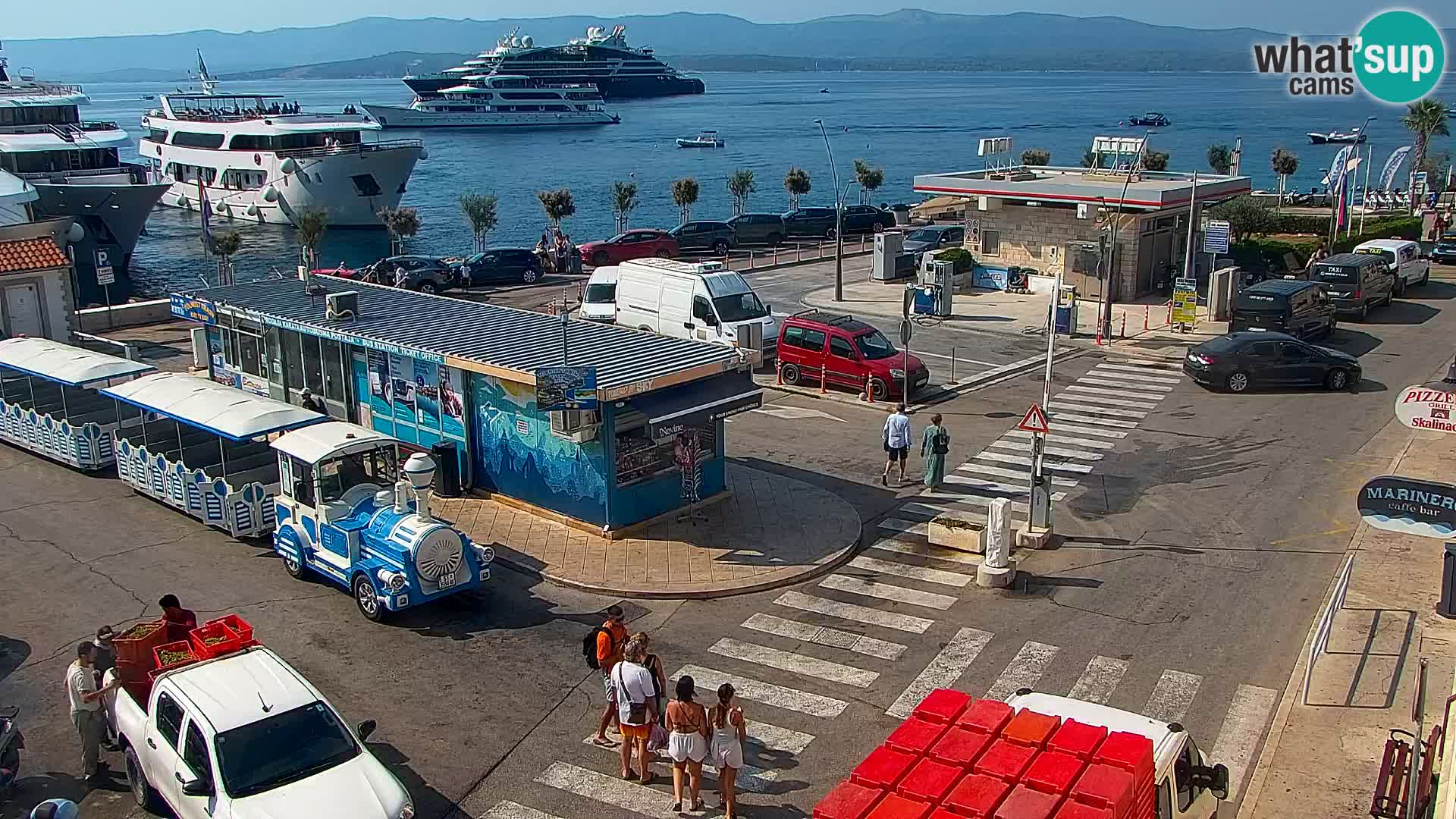 Webcam Bol Hafen & Ortszentrum – Liveblick aus Bol auf der Insel Brač