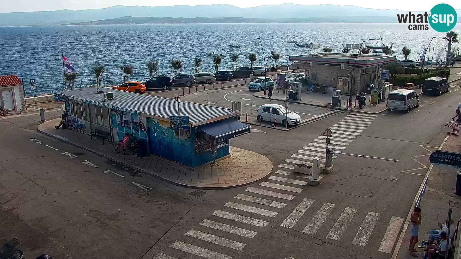 Webcam Bol Centro e Marina – Vista live dal porto di Bol