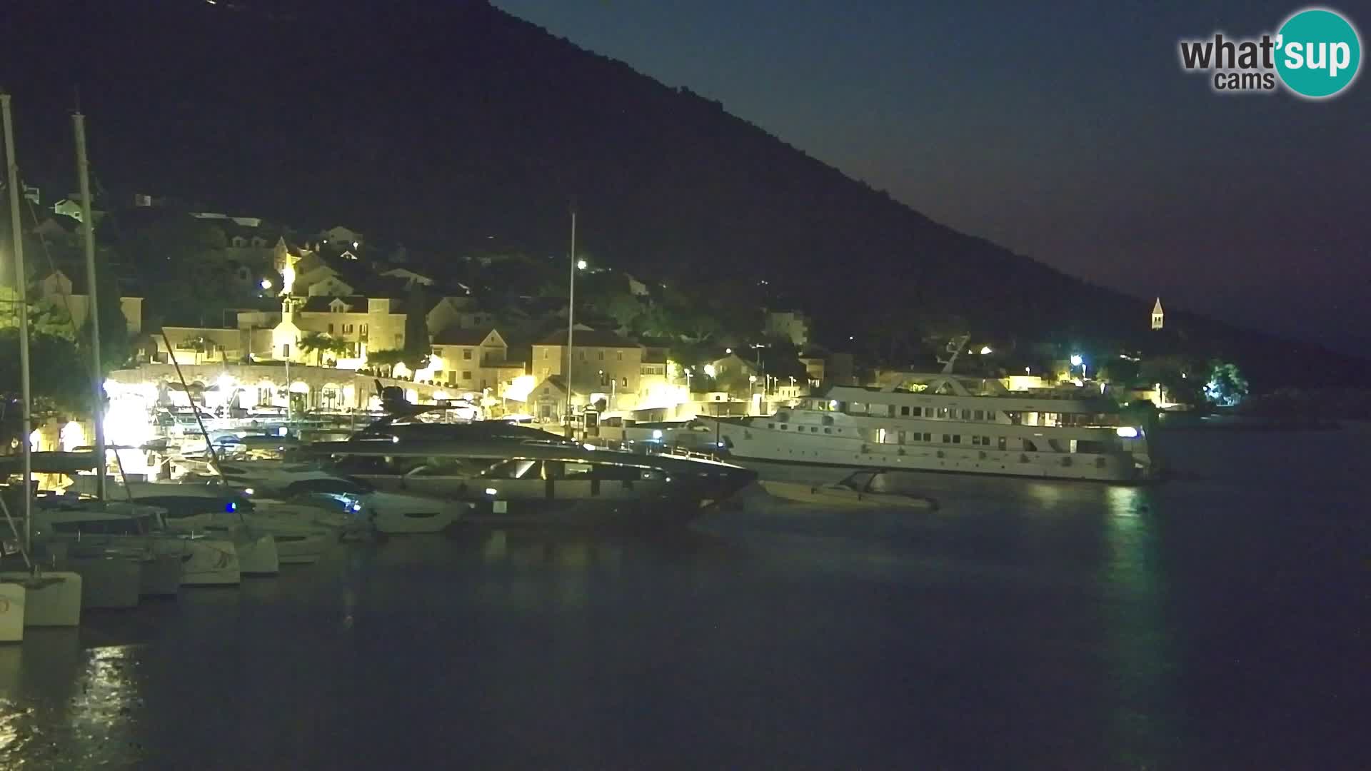 Webcam Bol Town Center & Marina – Live View from Bol, Brač