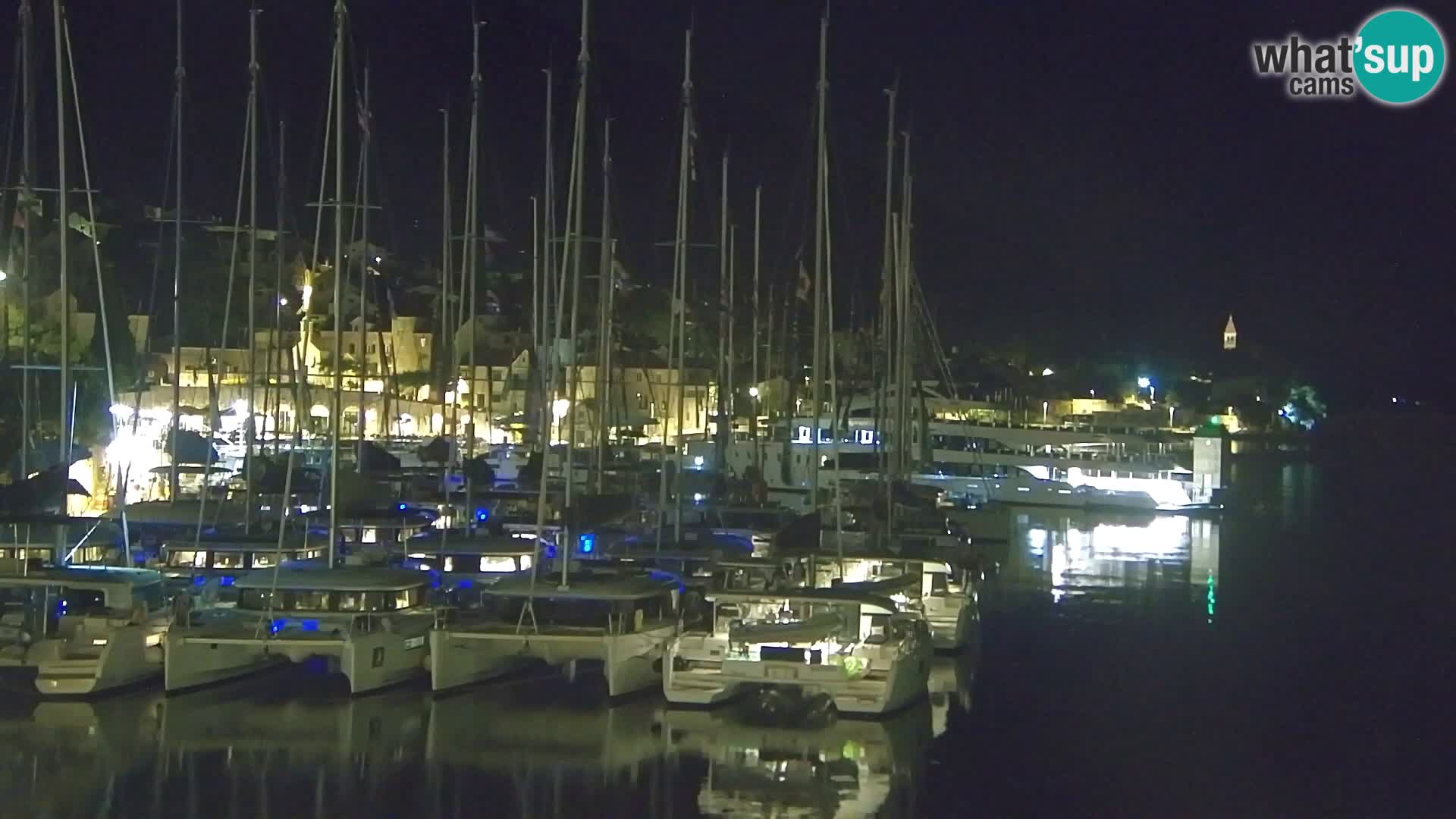 Webcam Bol Centre-Ville & Marina – Vue en direct depuis Bol, île de Brač