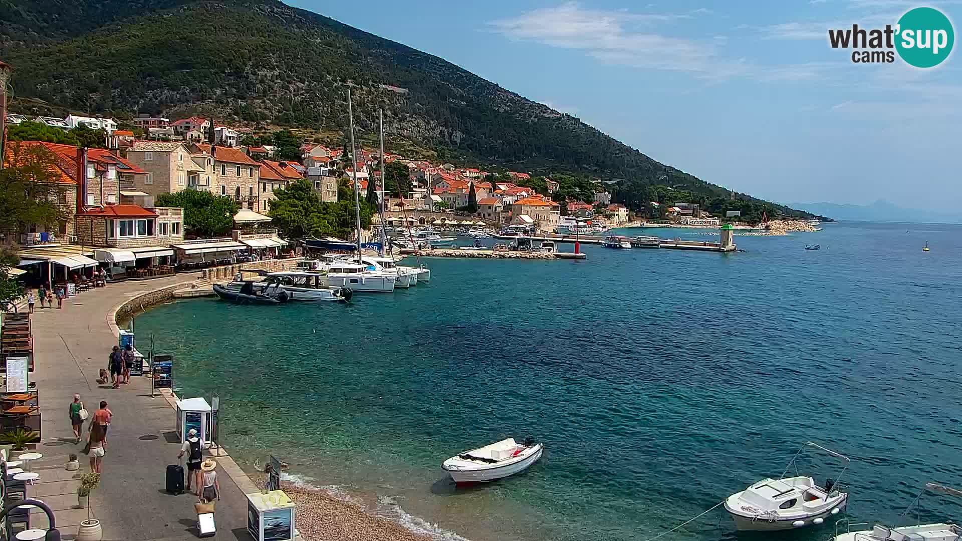 Webcam Bol Centro e Marina – Vista live dal porto di Bol