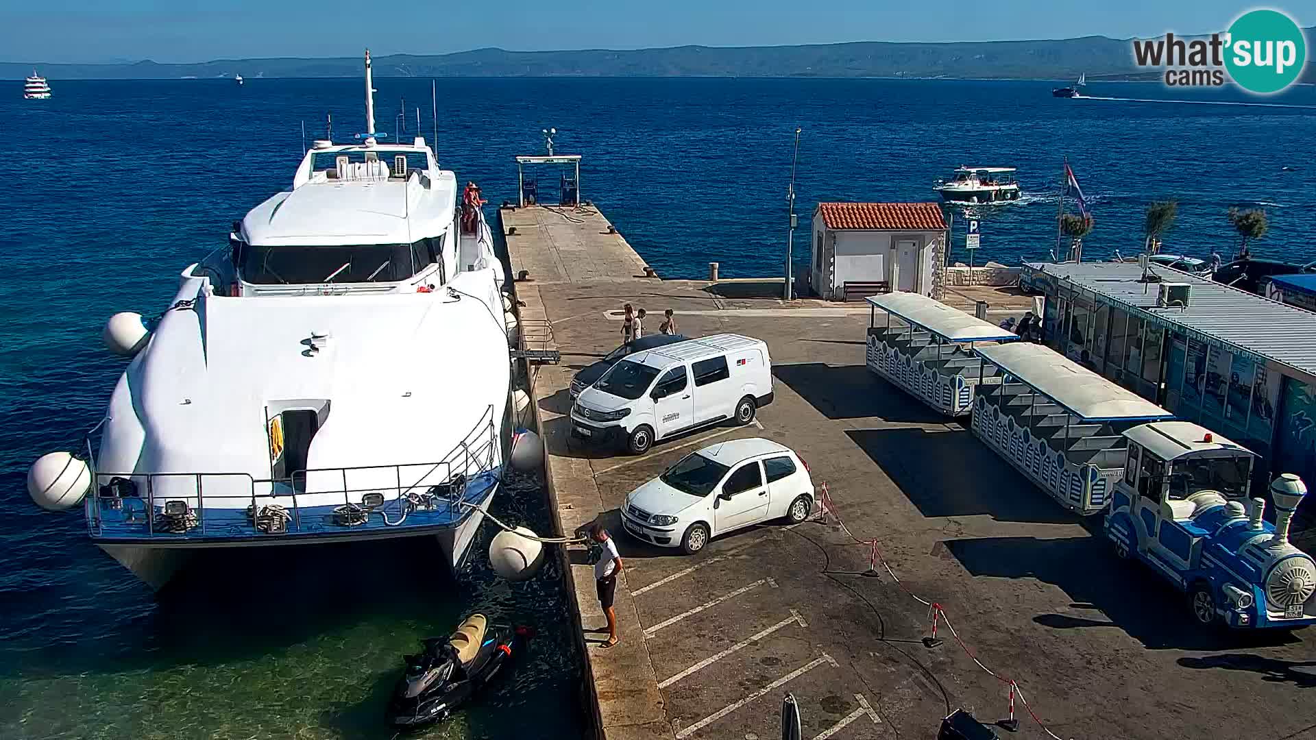 Webcam Bol Hafen & Ortszentrum – Liveblick aus Bol auf der Insel Brač