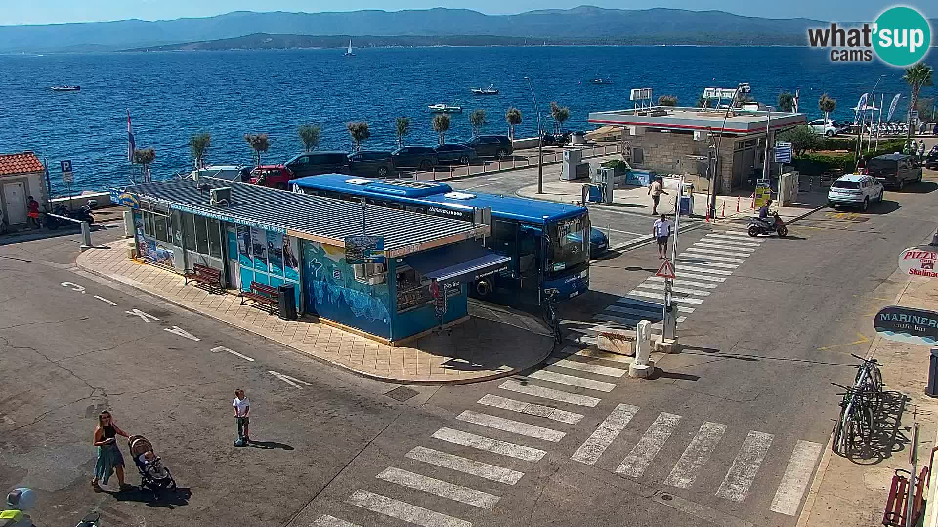 Webcam Bol Hafen & Ortszentrum – Liveblick aus Bol auf der Insel Brač