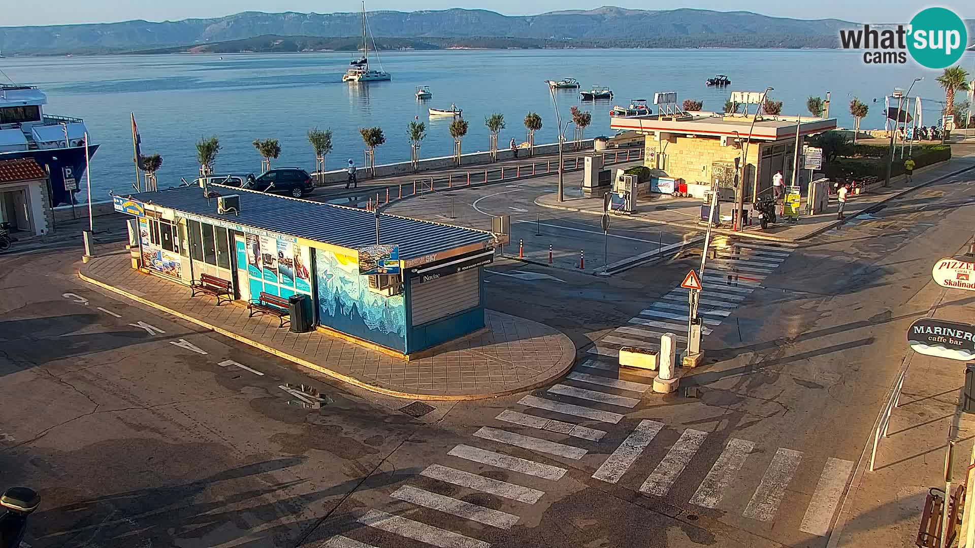 Webcam Bol Town Center & Marina – Live View from Bol, Brač