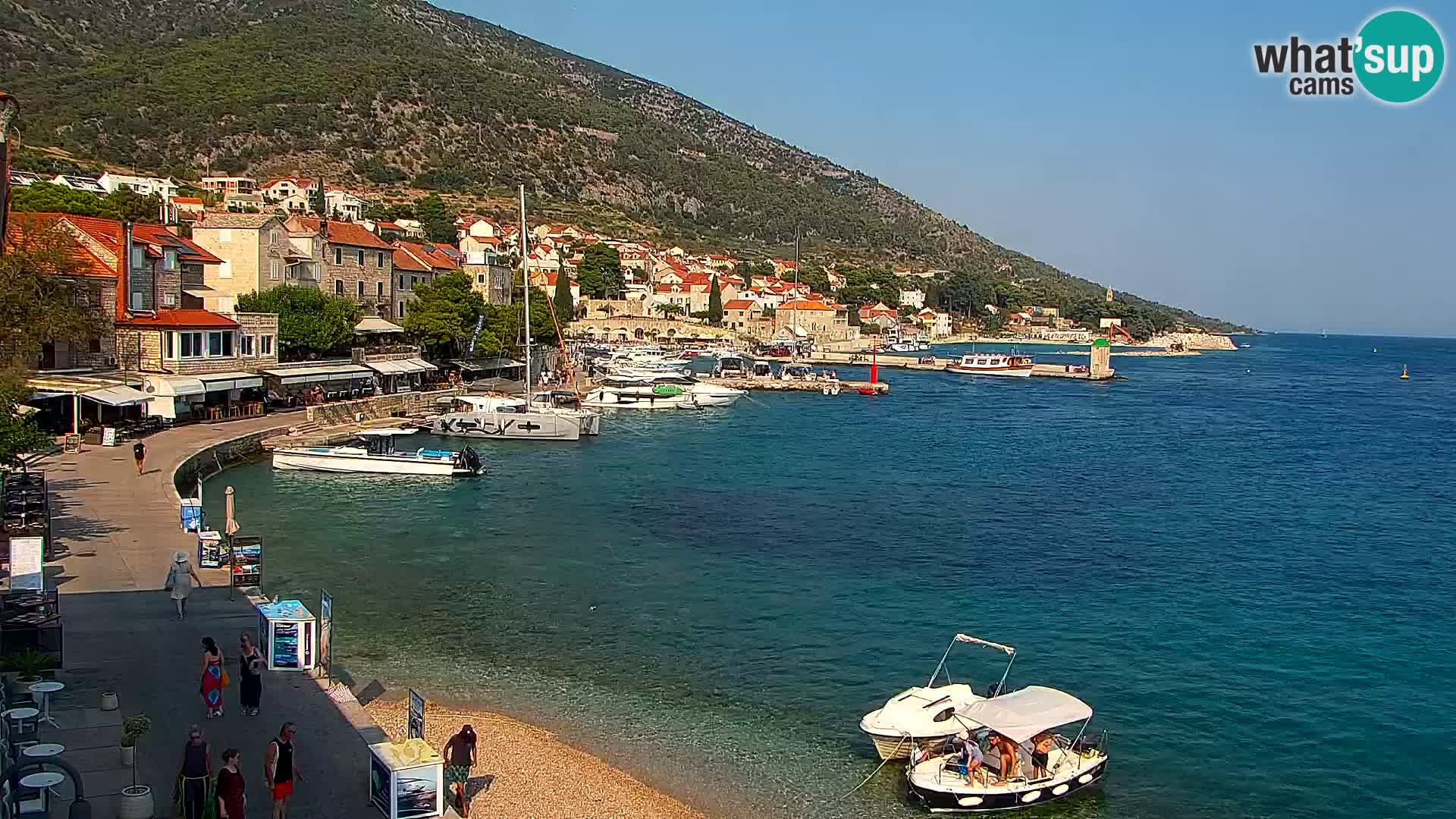 Webcam Bol Town Center & Marina – Live View from Bol, Brač
