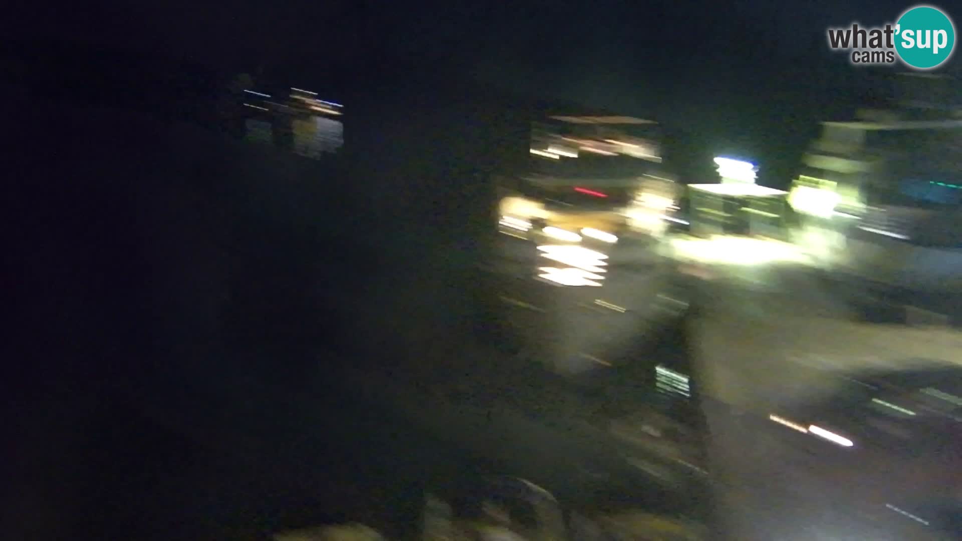 Webcam Bol Centro e Marina – Vista live dal porto di Bol