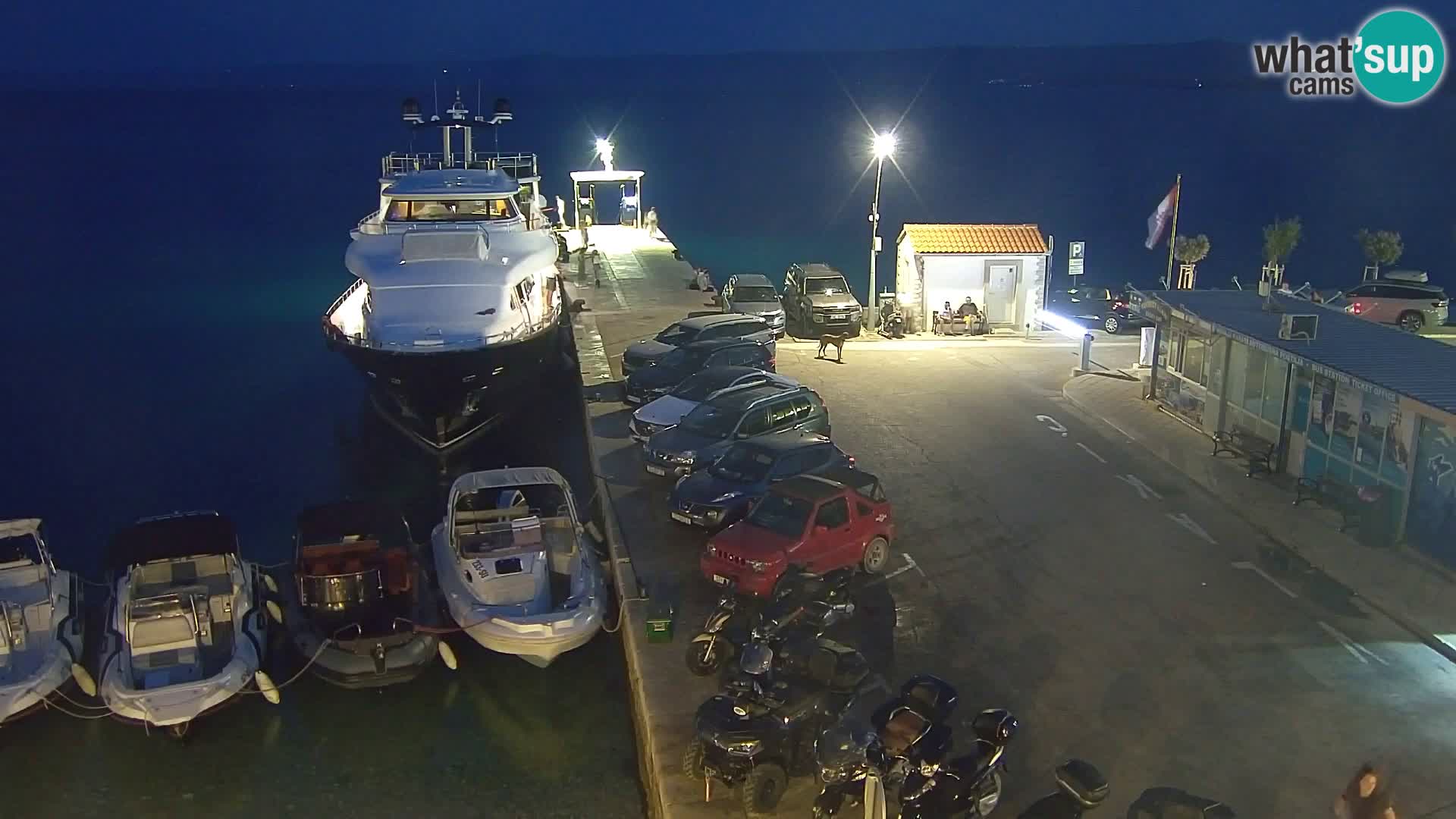 Webcam Bol Town Center & Marina – Live View from Bol, Brač