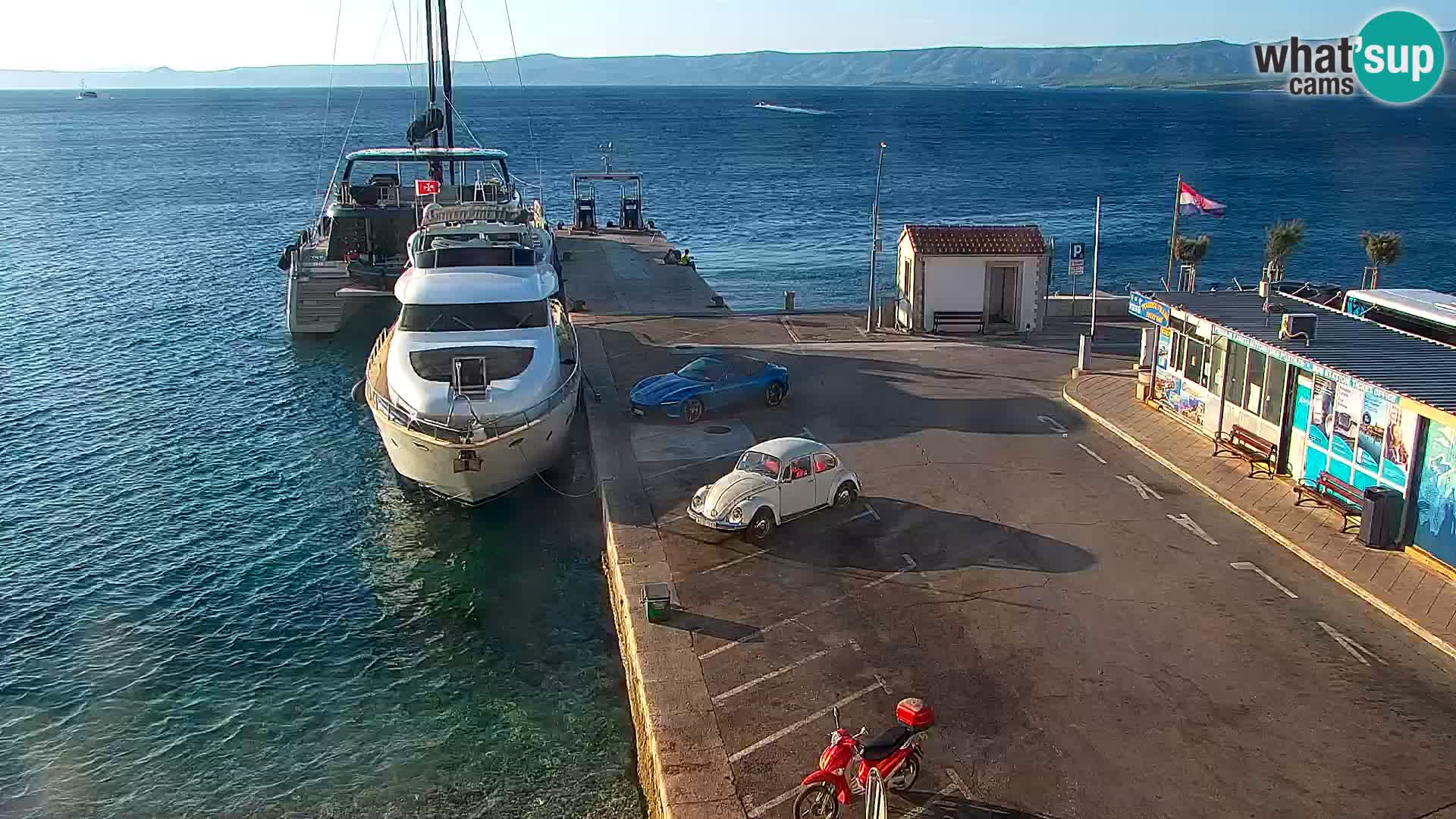 Webcam Bol Town Center & Marina – Live View from Bol, Brač