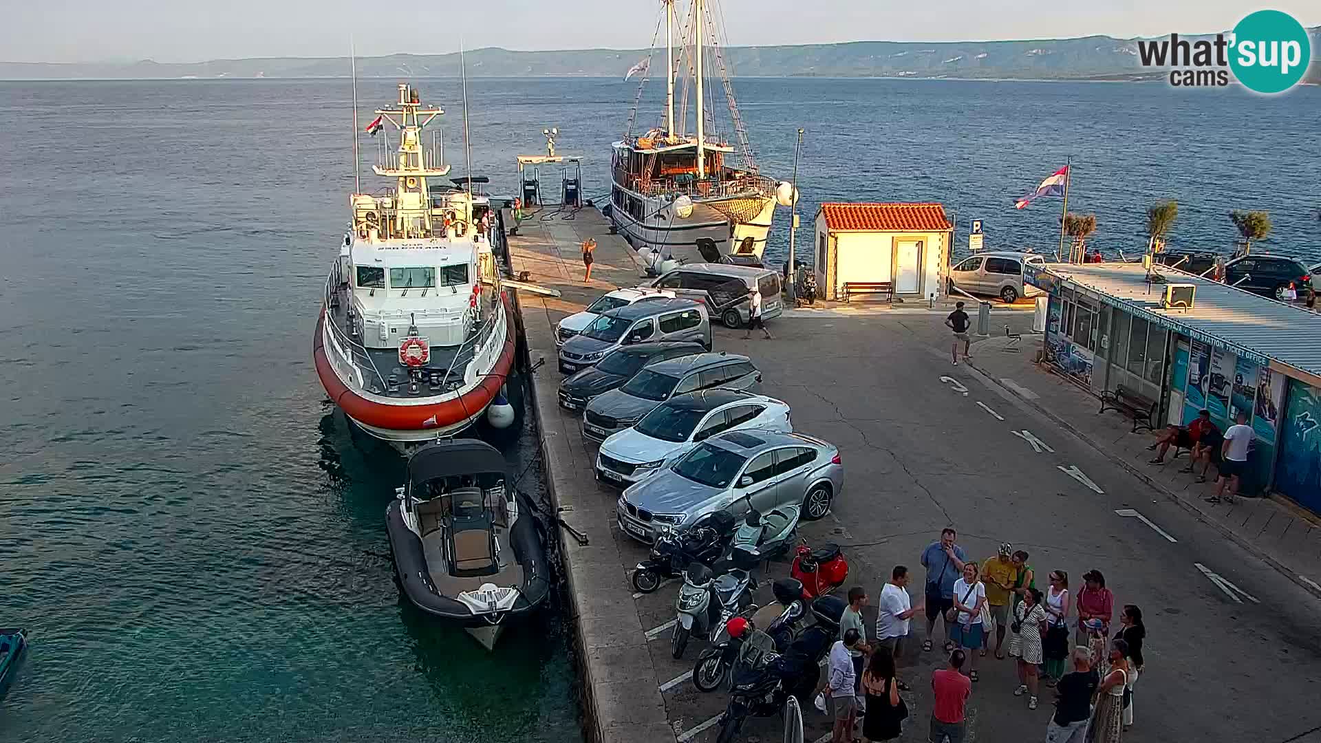 Webcam Bol Centre-Ville & Marina – Vue en direct depuis Bol, île de Brač