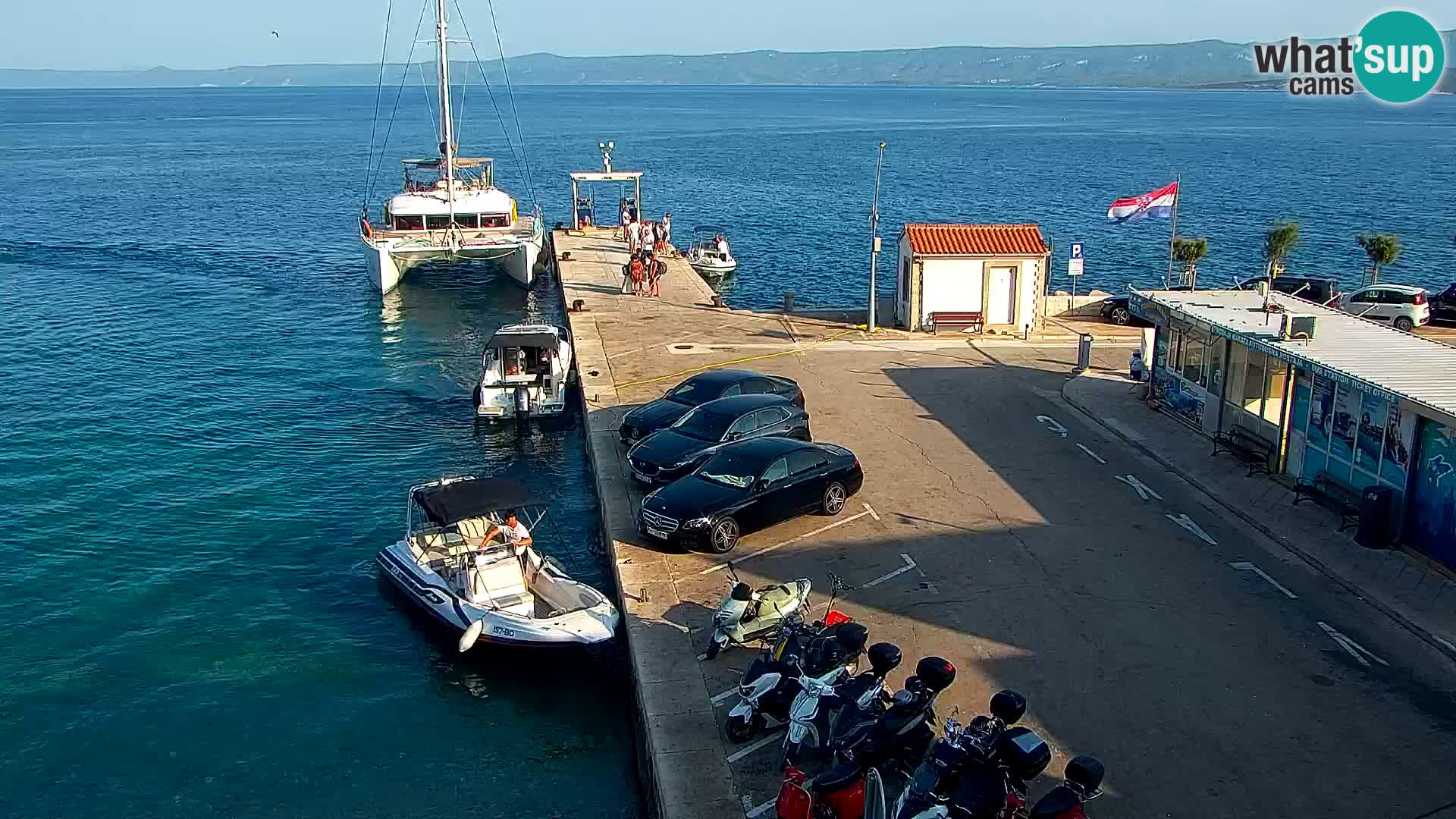 Webcam Bol Centre-Ville & Marina – Vue en direct depuis Bol, île de Brač