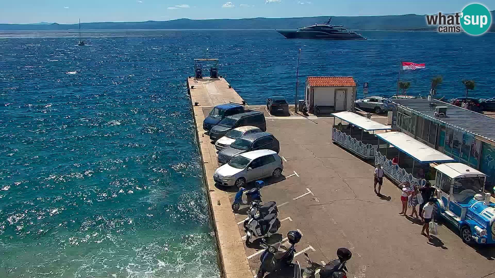 Webcam Bol Centro e Marina – Vista live dal porto di Bol