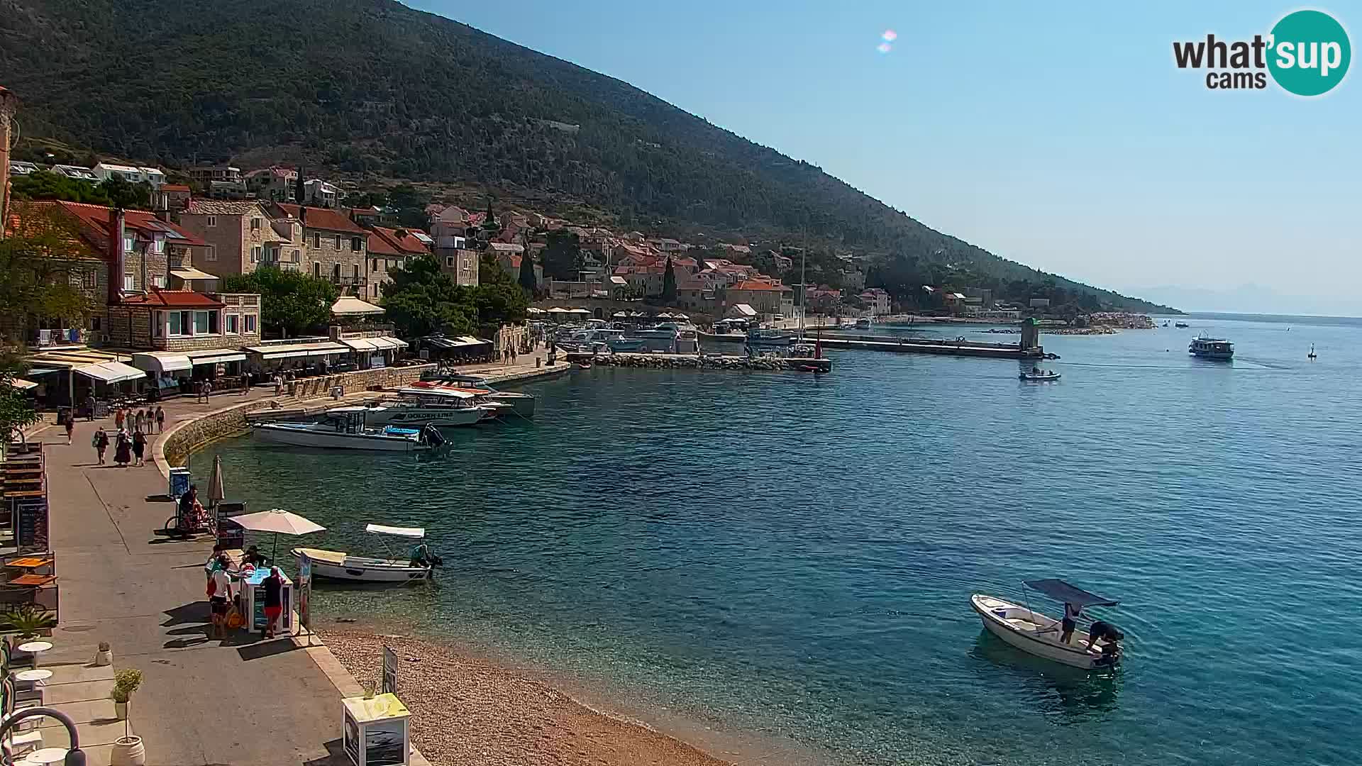 Webcam Bol Town Center & Marina – Live View from Bol, Brač
