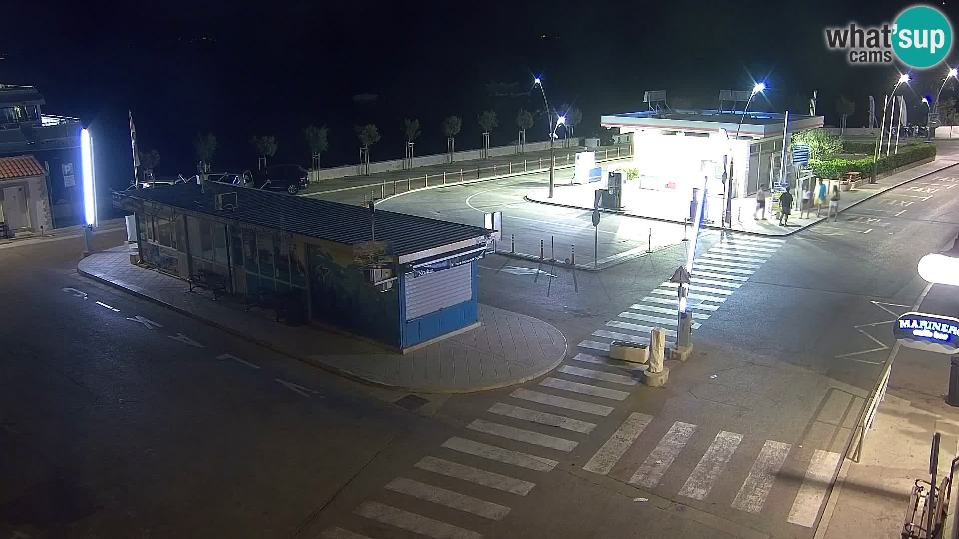 Webcam Bol Centro e Marina – Vista live dal porto di Bol