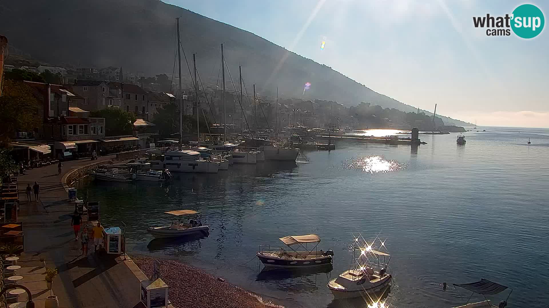 Webcam Bol Centre-Ville & Marina – Vue en direct depuis Bol, île de Brač