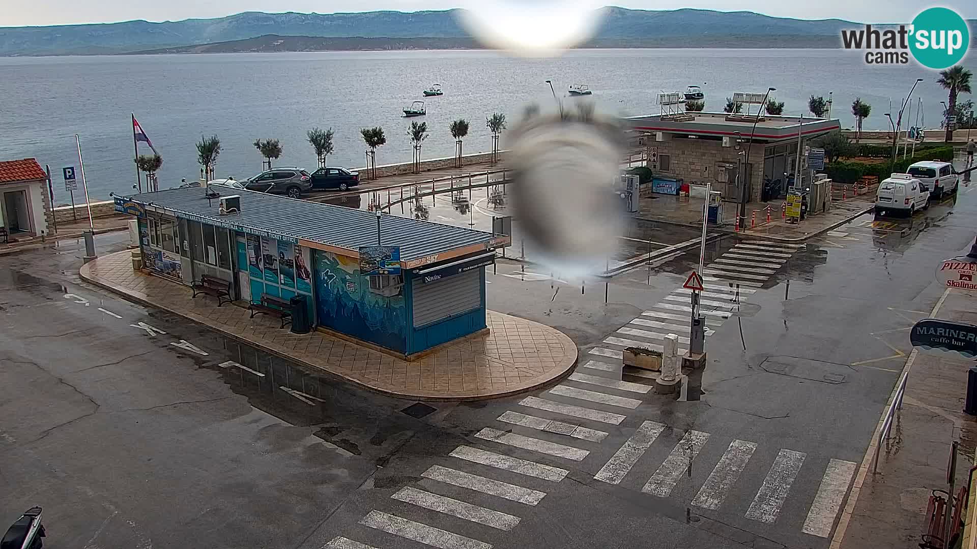 Webcam Bol Centro e Marina – Vista live dal porto di Bol