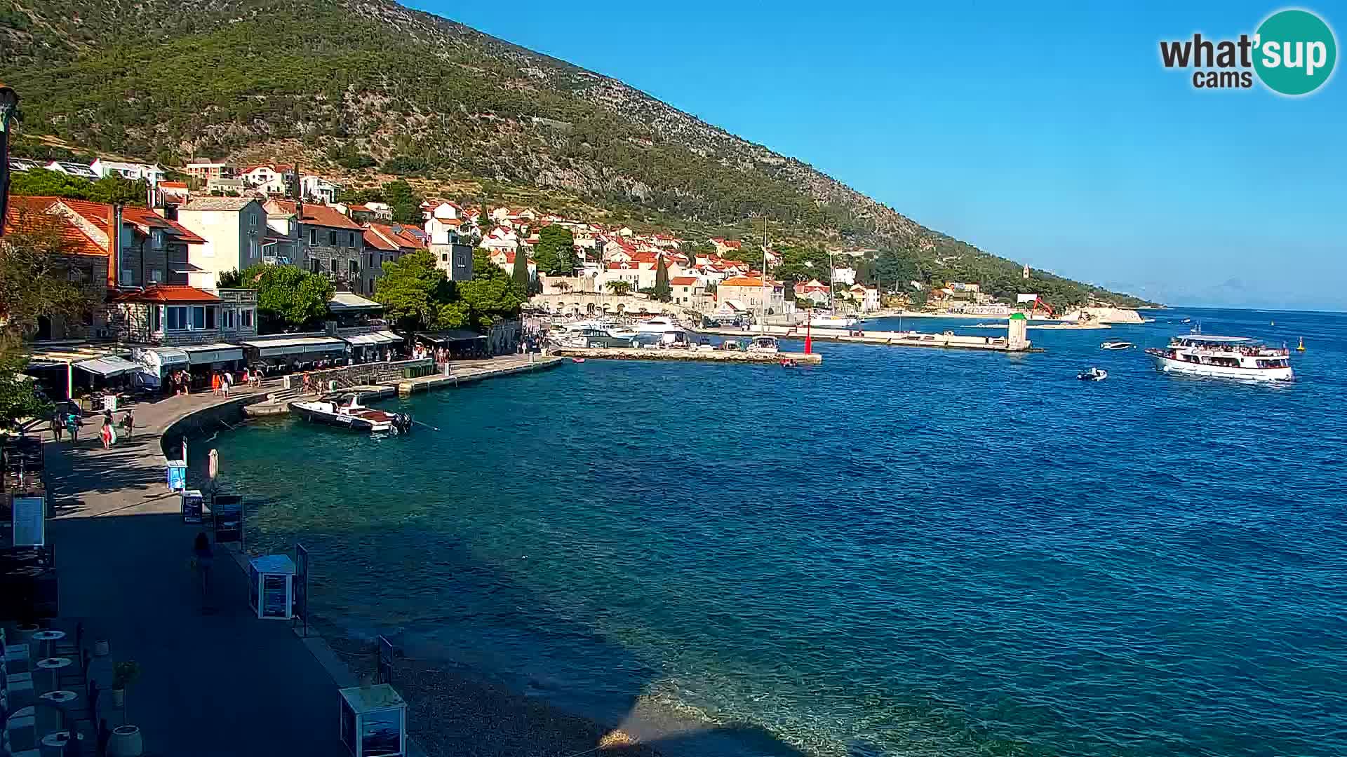 Webcam Bol Centro e Marina – Vista live dal porto di Bol