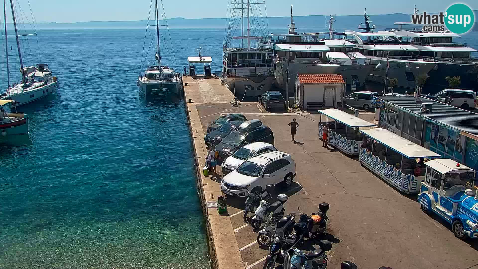 Webcam Bol Town Center & Marina – Live View from Bol, Brač
