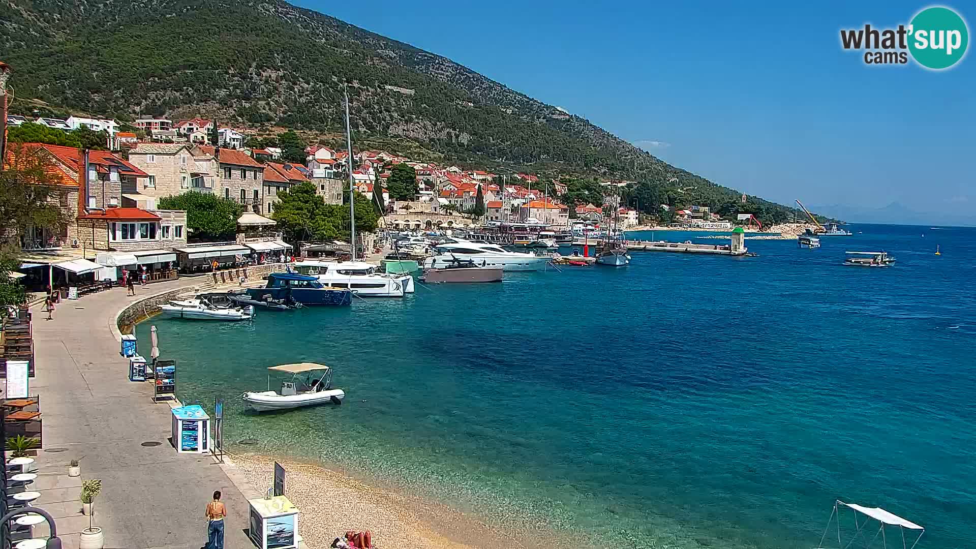 Webcam Bol Town Center & Marina – Live View from Bol, Brač