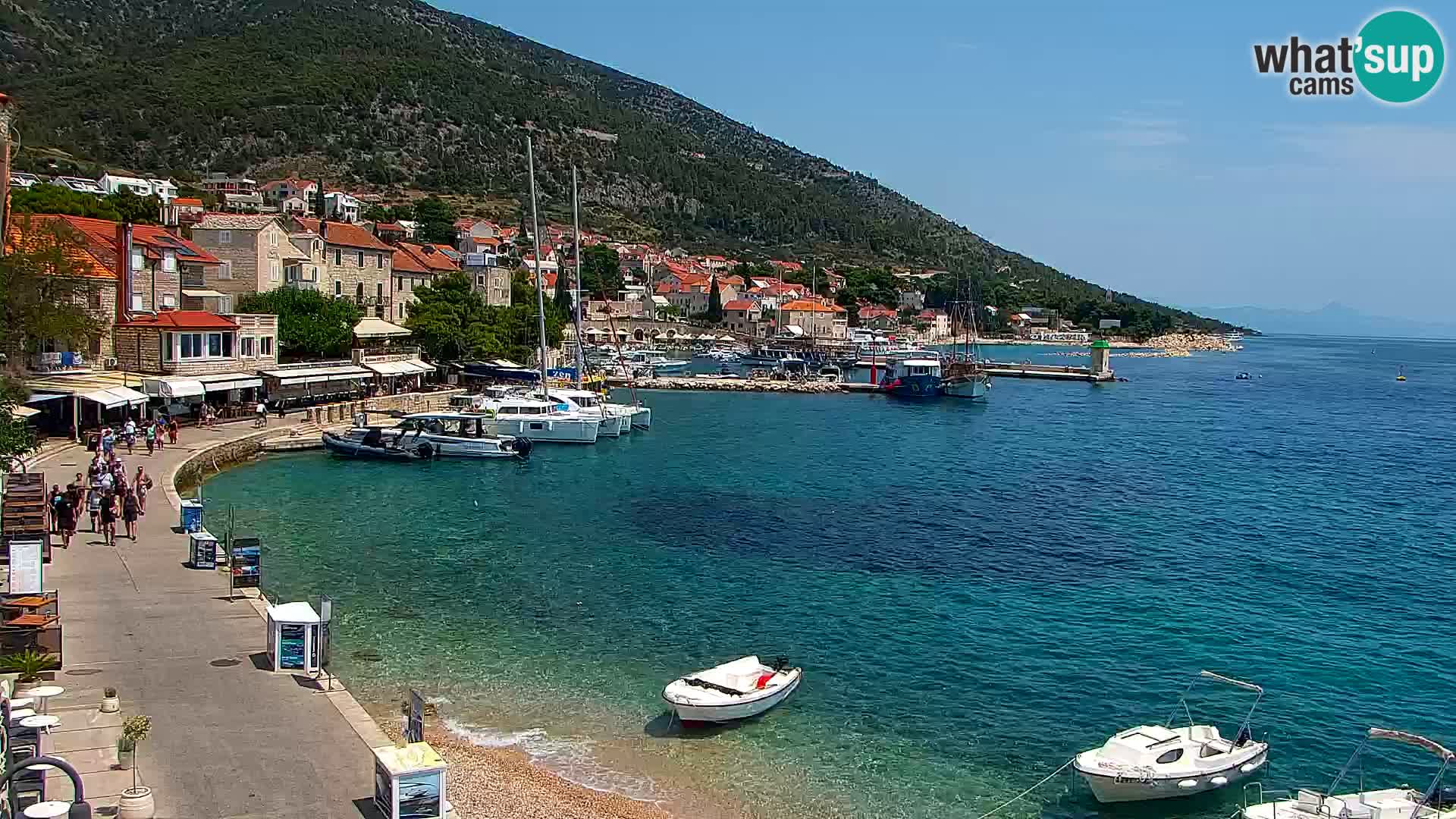 Webcam Bol Town Center & Marina – Live View from Bol, Brač