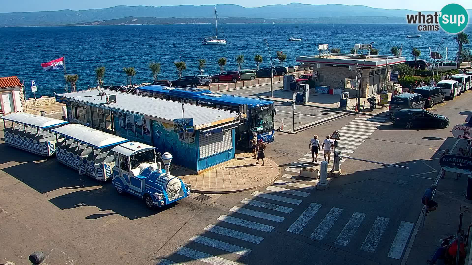 Webcam Bol Hafen & Ortszentrum – Liveblick aus Bol auf der Insel Brač
