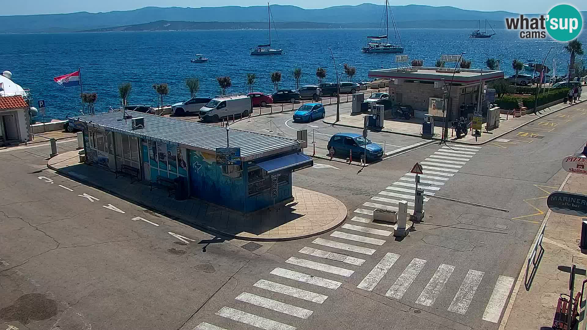 Webcam Bol Town Center & Marina – Live View from Bol, Brač