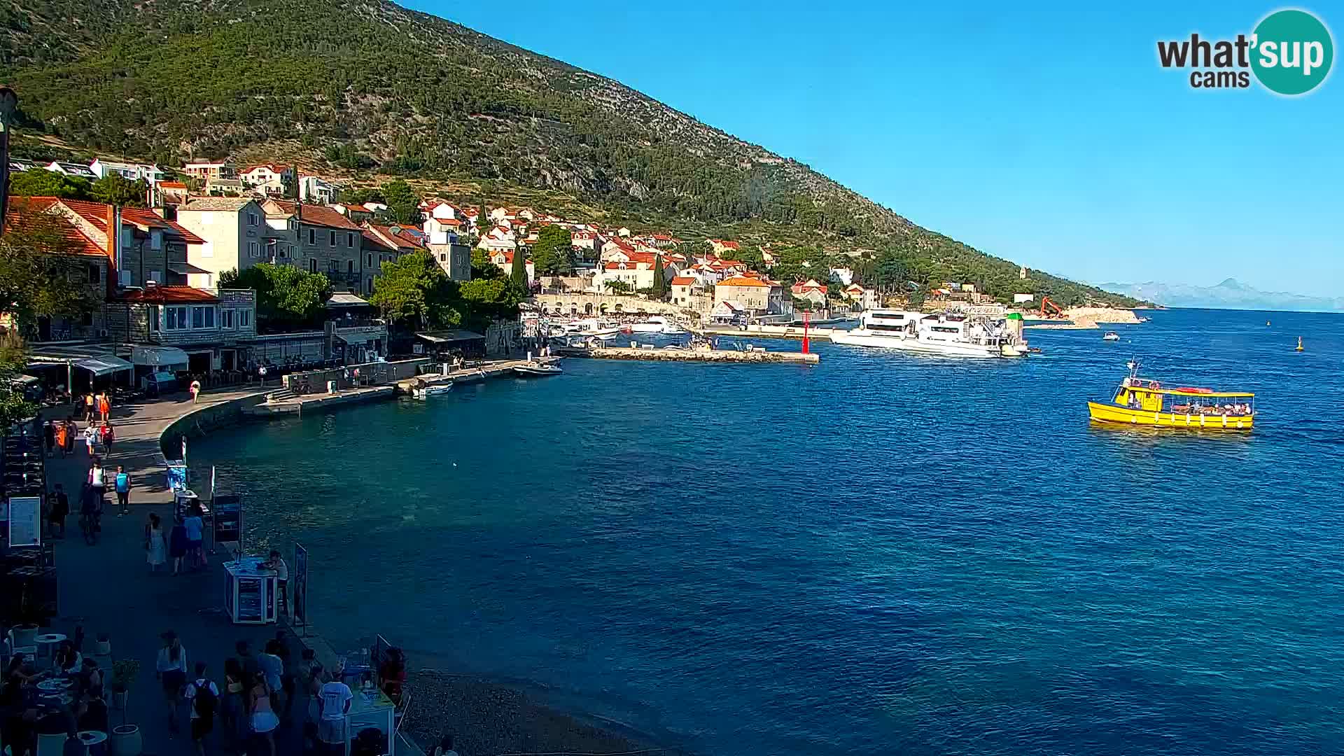 Webcam Bol Town Center & Marina – Live View from Bol, Brač