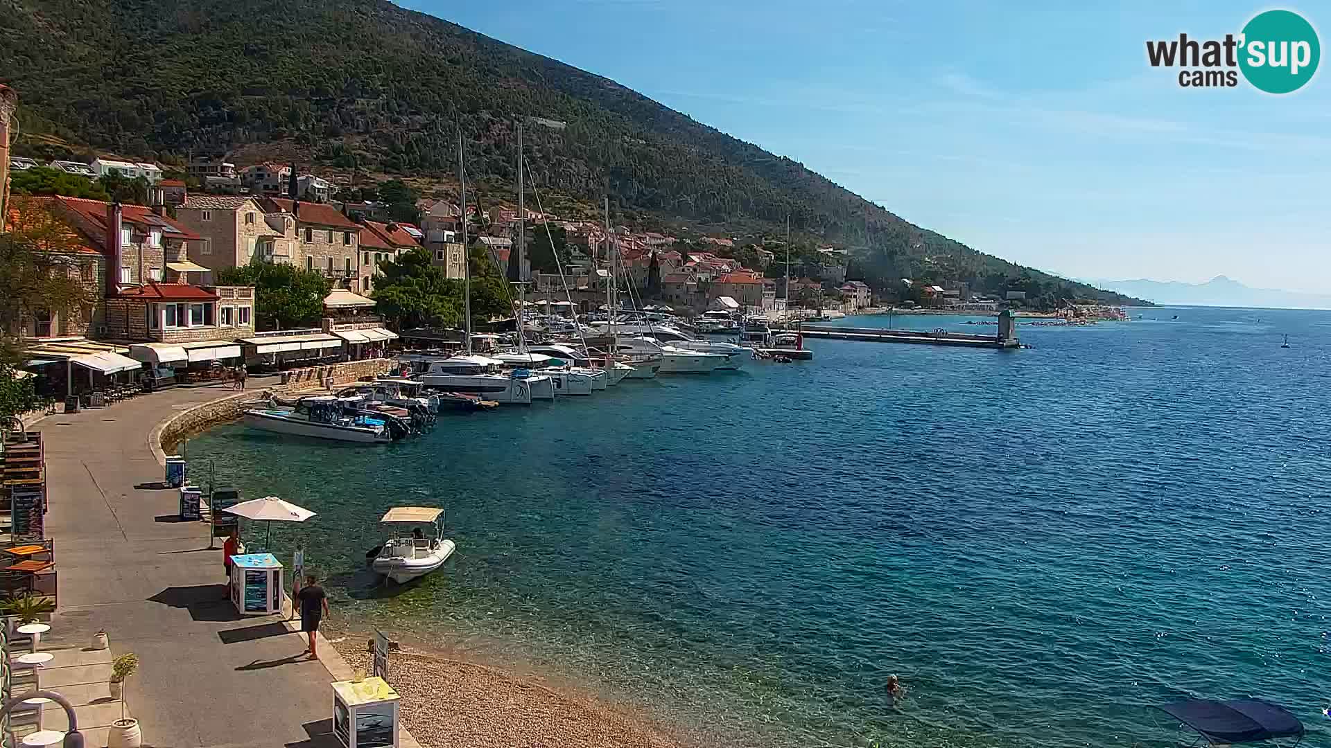 Webcam Bol Hafen & Ortszentrum – Liveblick aus Bol auf der Insel Brač