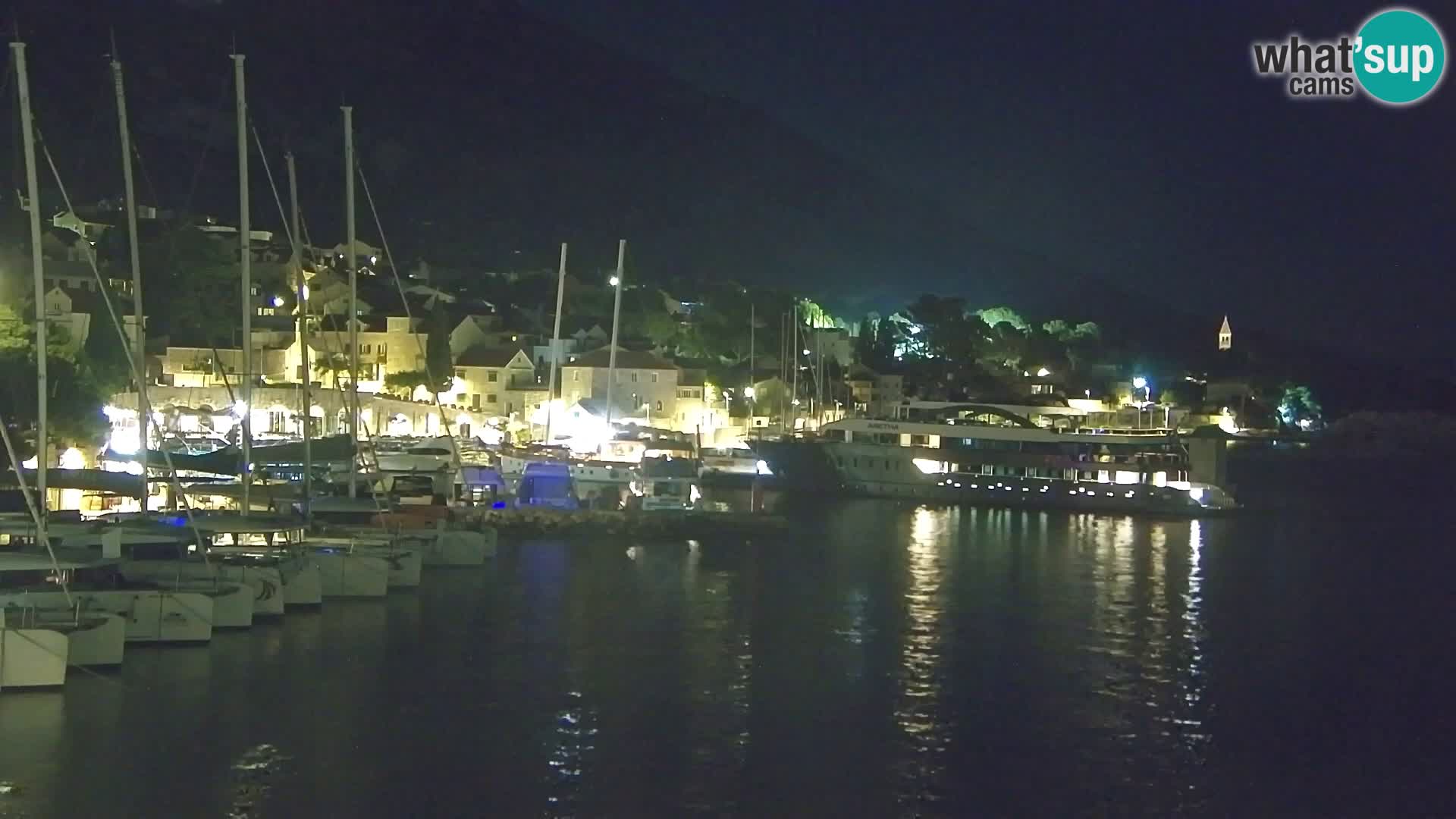 Webcam Bol Town Center & Marina – Live View from Bol, Brač