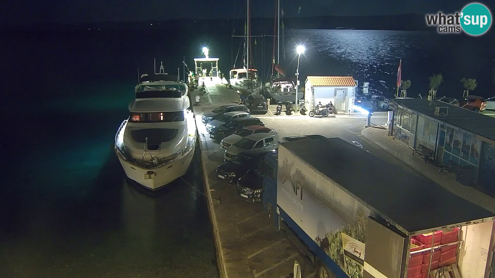 Webcam Bol Town Center & Marina – Live View from Bol, Brač