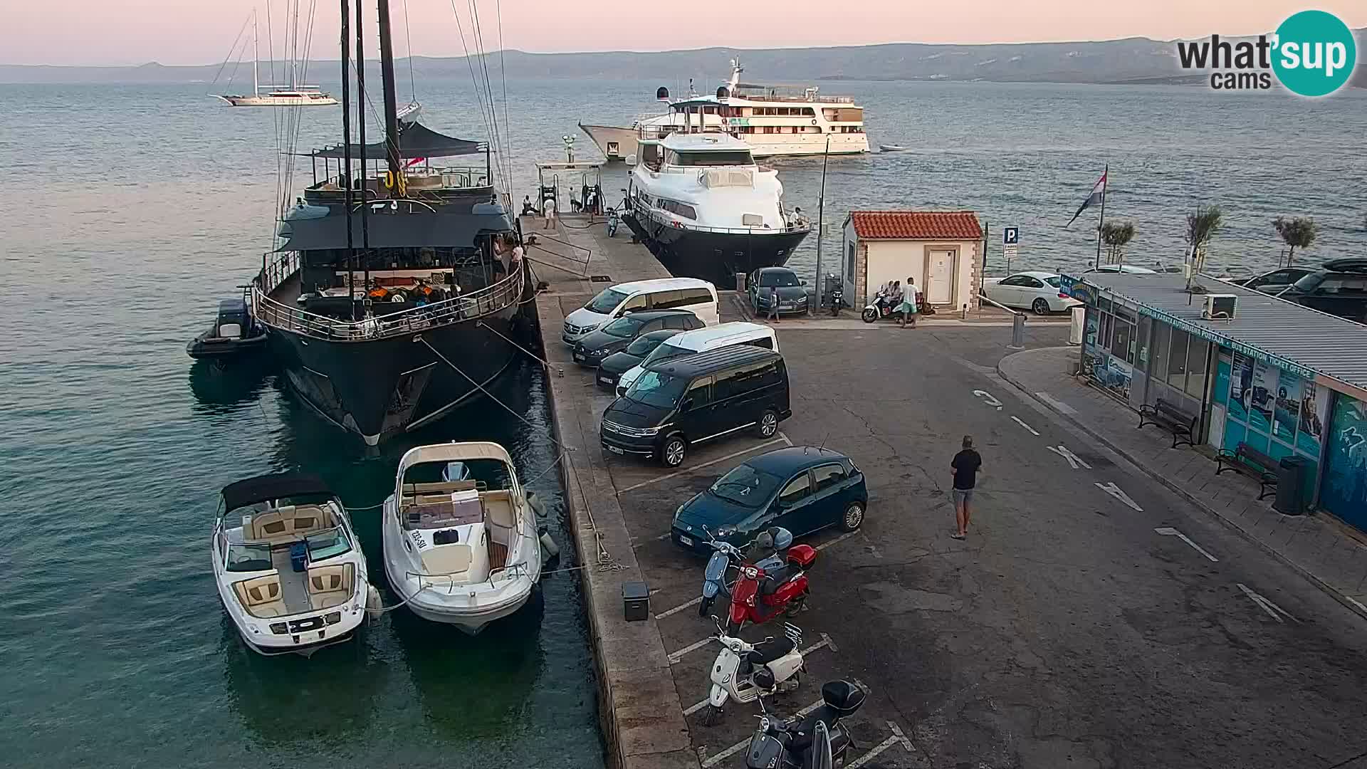 Webcam Bol centre-ville & marina – Vue en direct depuis Bol, île de Brač