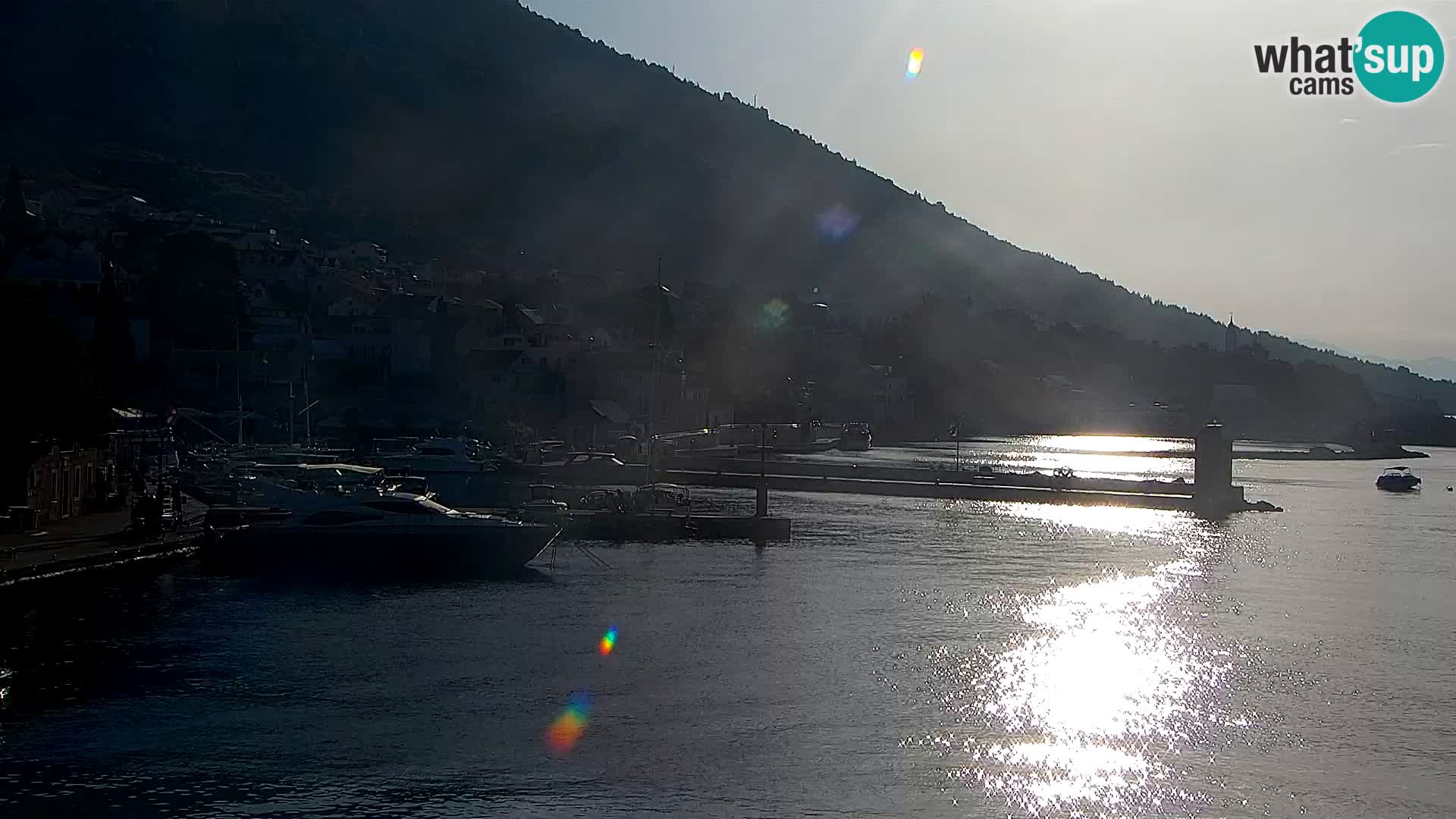 Webcam Bol Town Center & Marina – Live View from Bol, Brač