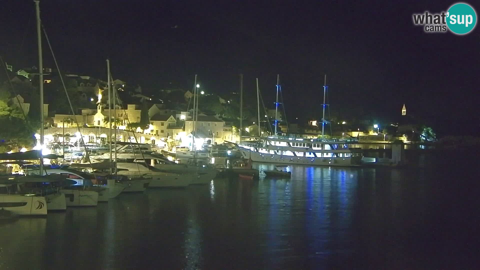 Webcam Bol Town Center & Marina – Live View from Bol, Brač