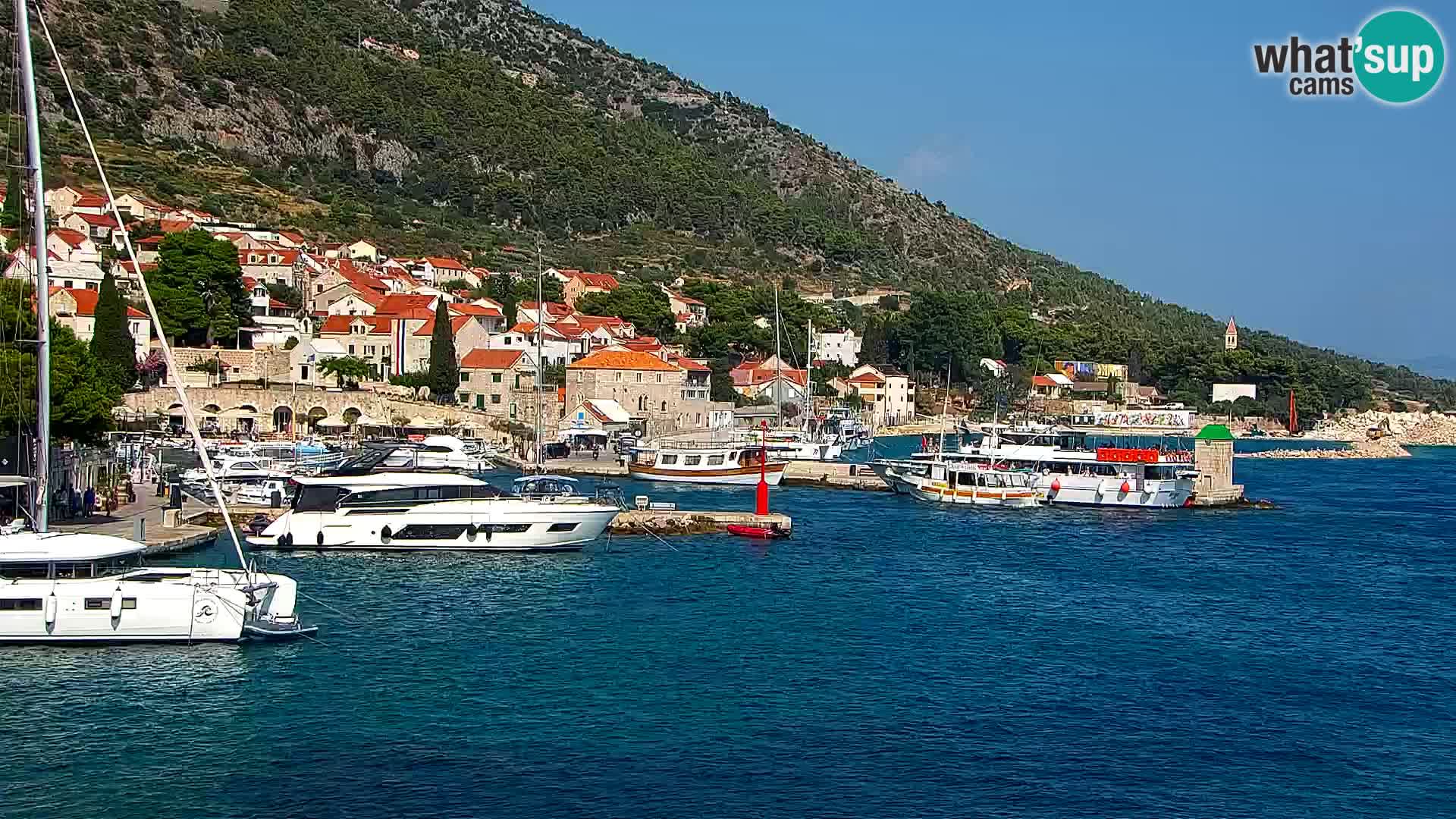 Webcam Bol Town Center & Marina – Live View from Bol, Brač