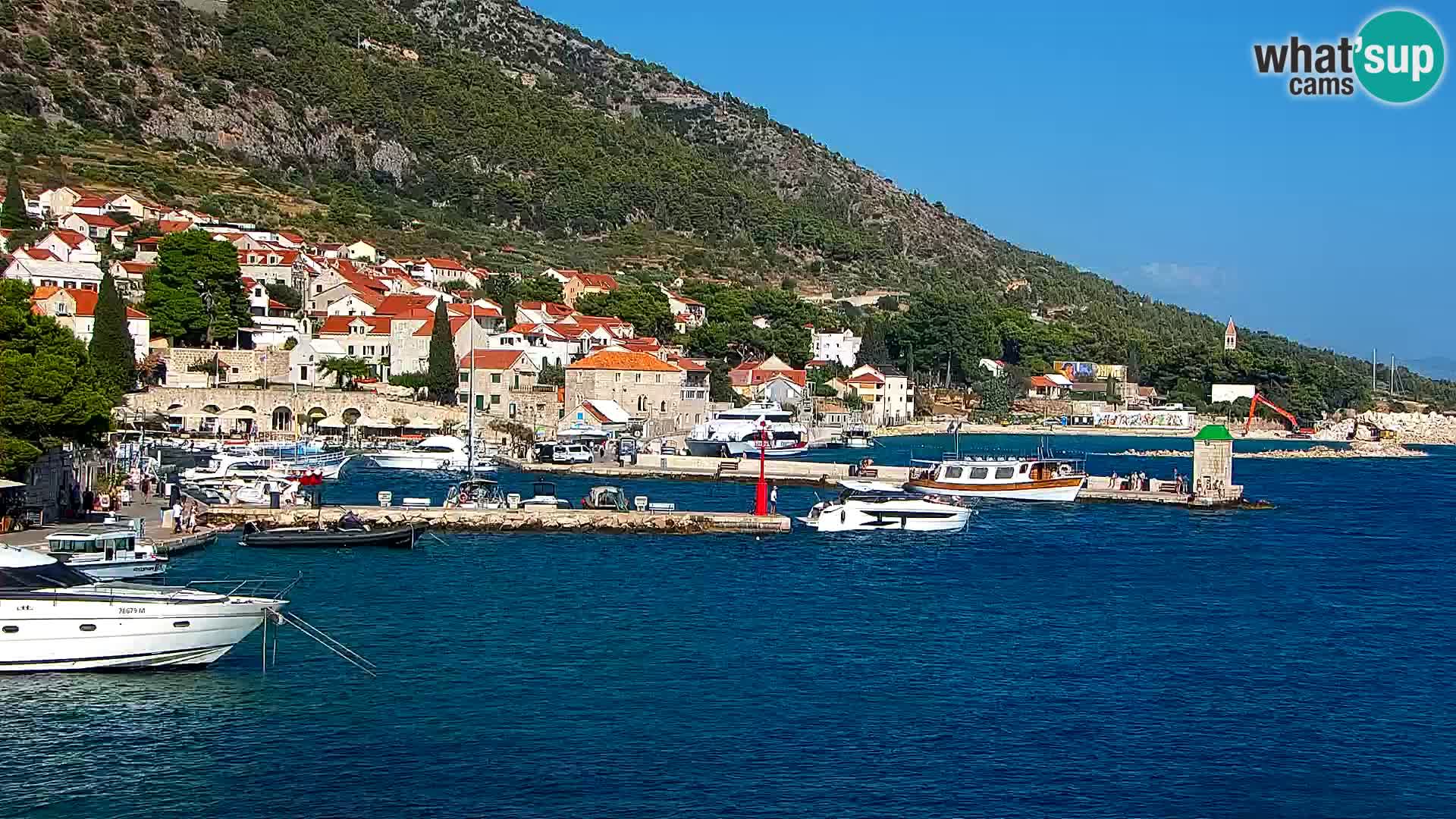 Webcam Bol Town Center & Marina – Live View from Bol, Brač