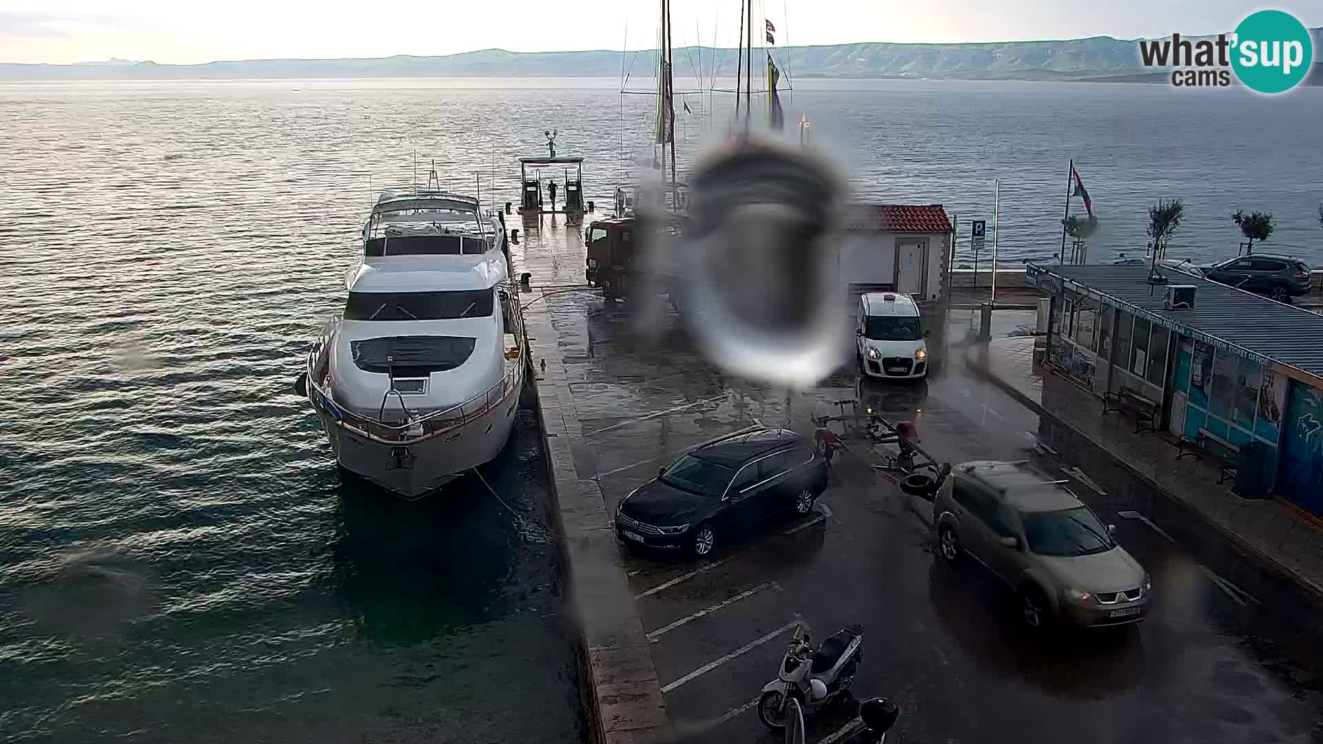 Webcam Bol Hafen & Ortszentrum – Liveblick aus Bol auf der Insel Brač