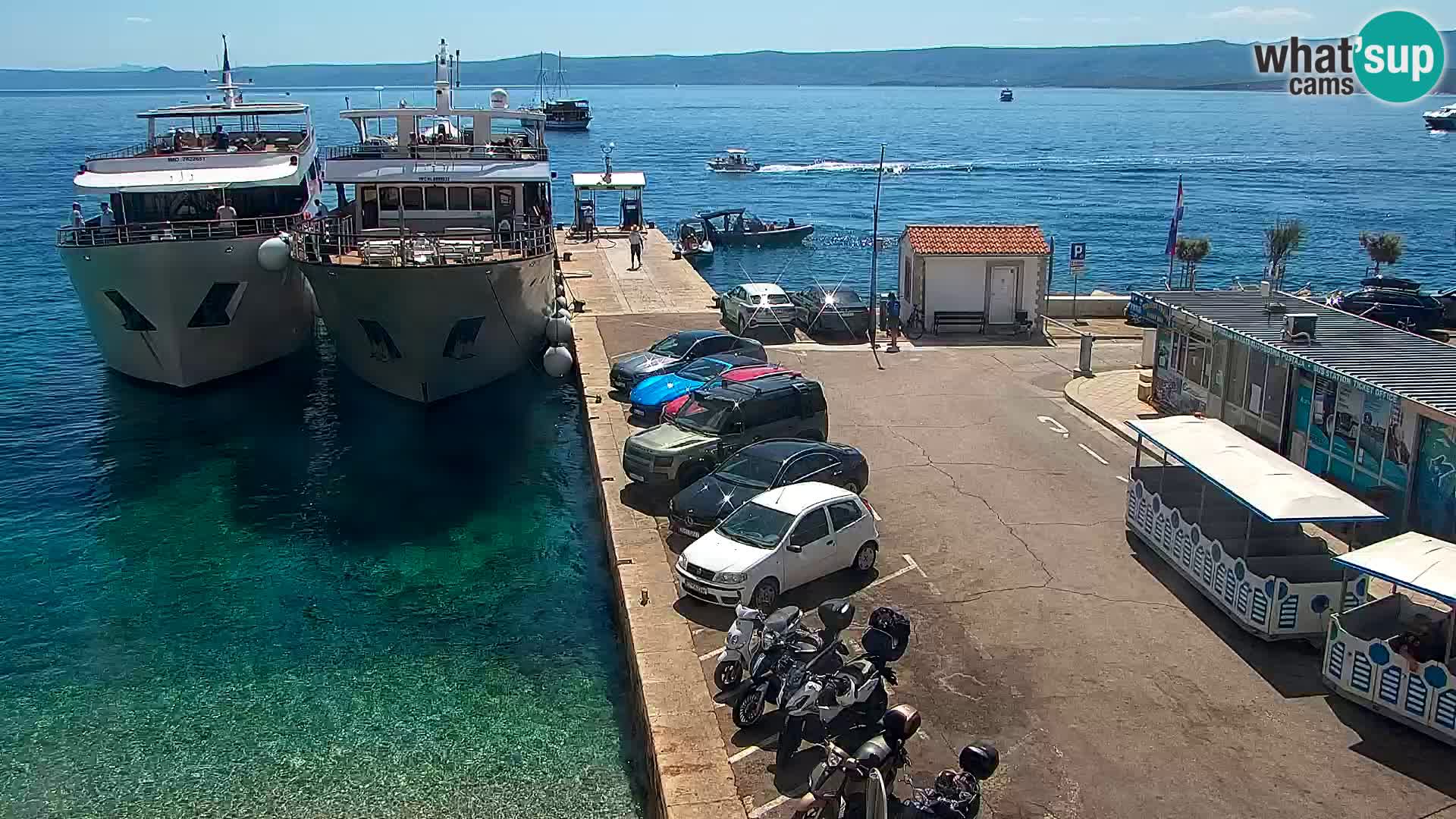 Webcam Bol Town Center & Marina – Live View from Bol, Brač