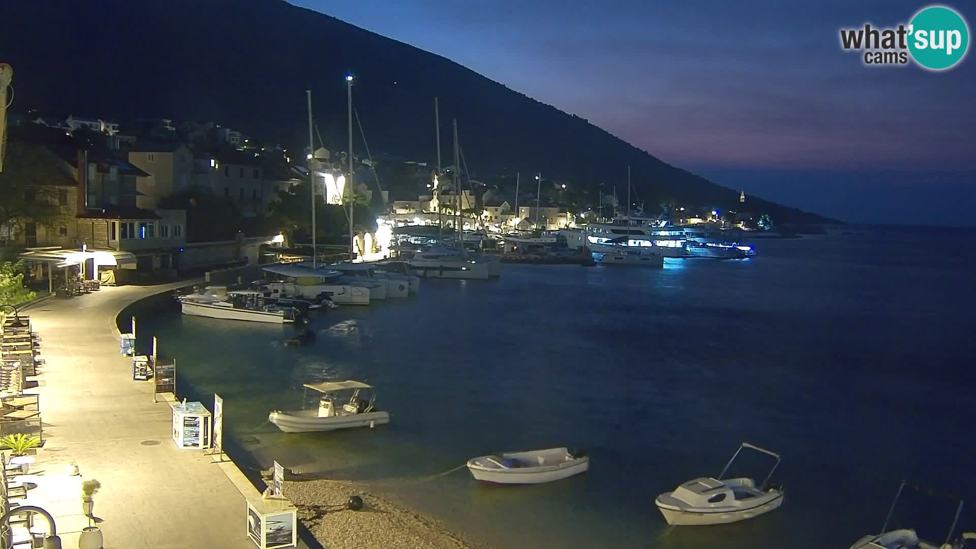 Webcam Bol Town Center & Marina – Live View from Bol, Brač