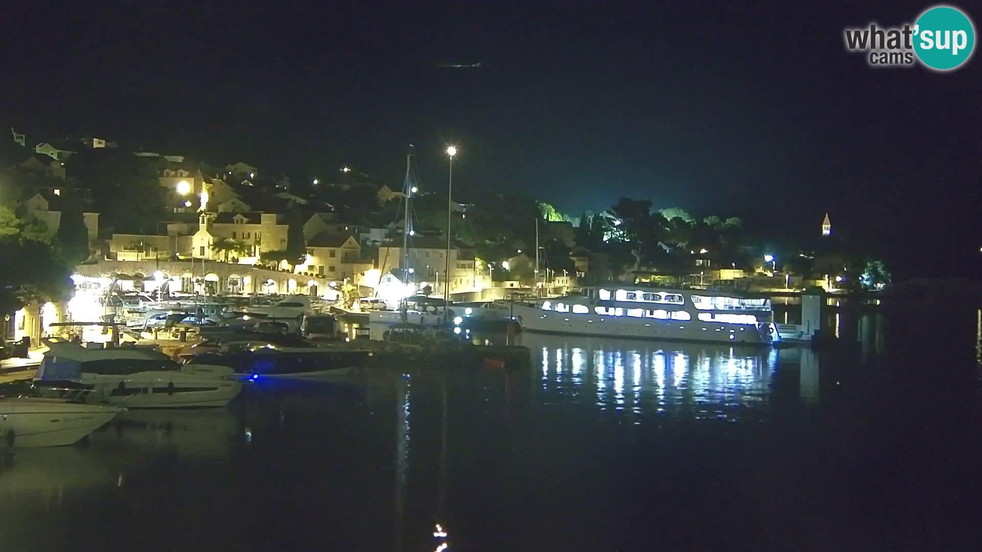 Webcam Bol Centre-Ville & Marina – Vue en direct depuis Bol, île de Brač
