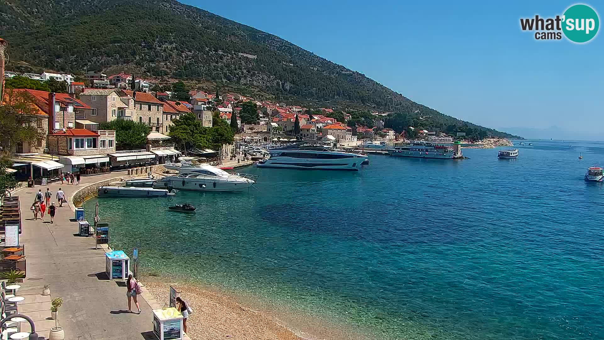 Webcam Bol Hafen & Ortszentrum – Liveblick aus Bol auf der Insel Brač