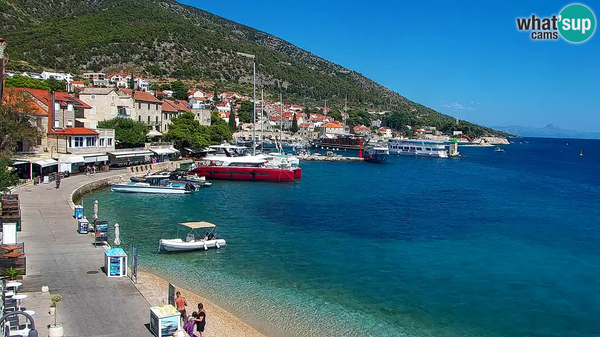Webcam Bol Hafen & Ortszentrum – Liveblick aus Bol auf der Insel Brač