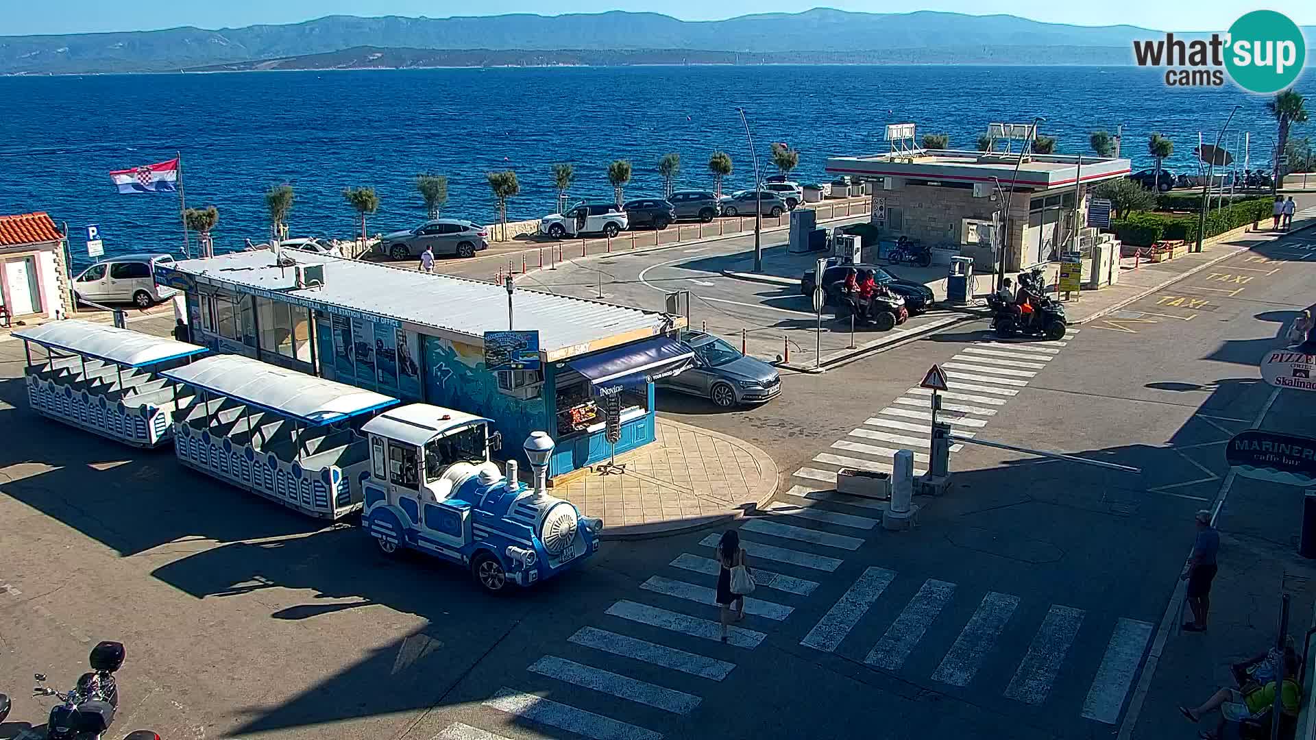 Webcam Bol Hafen & Ortszentrum – Liveblick aus Bol auf der Insel Brač