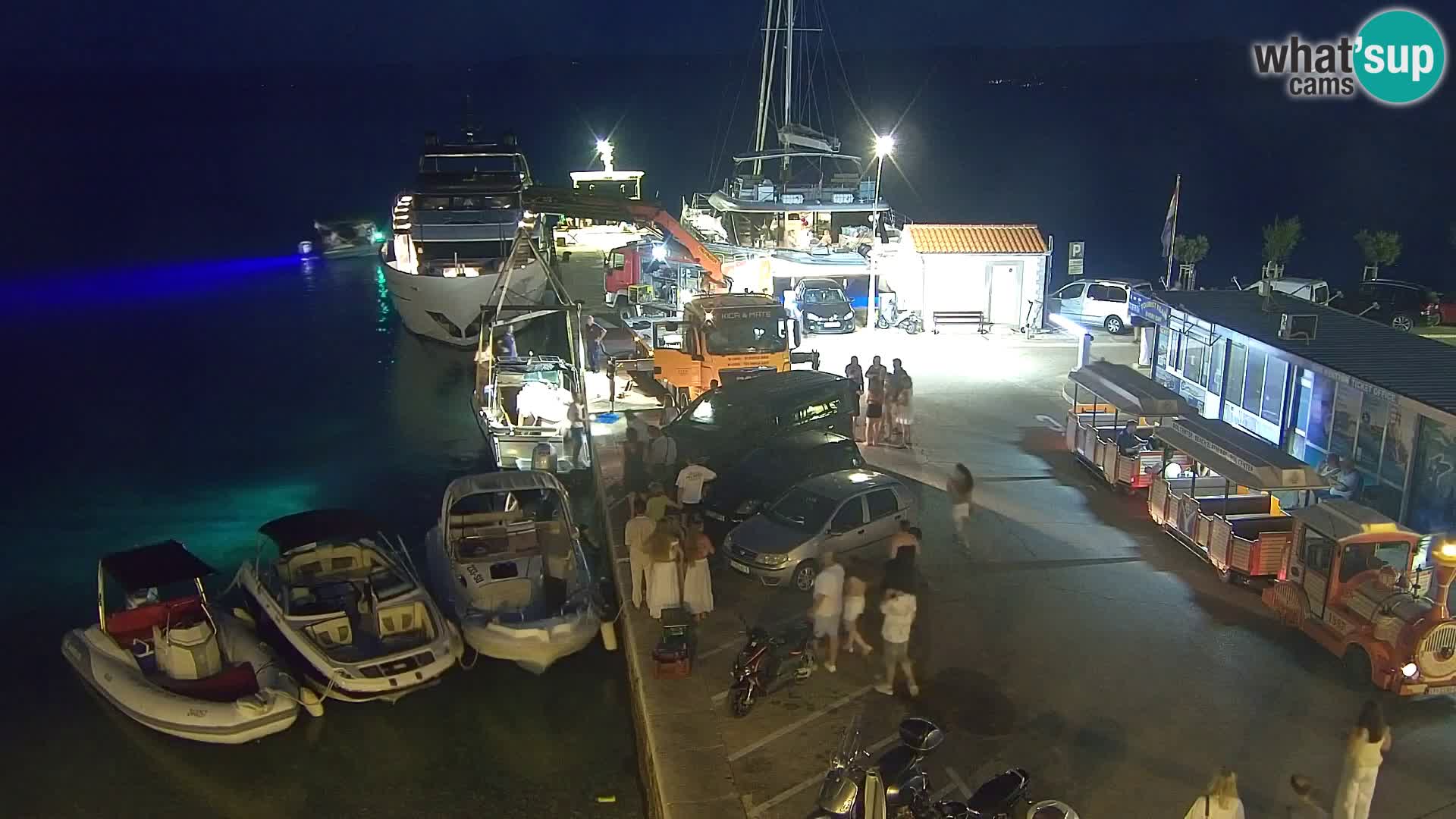 Webcam Bol Centre-Ville & Marina – Vue en direct depuis Bol, île de Brač