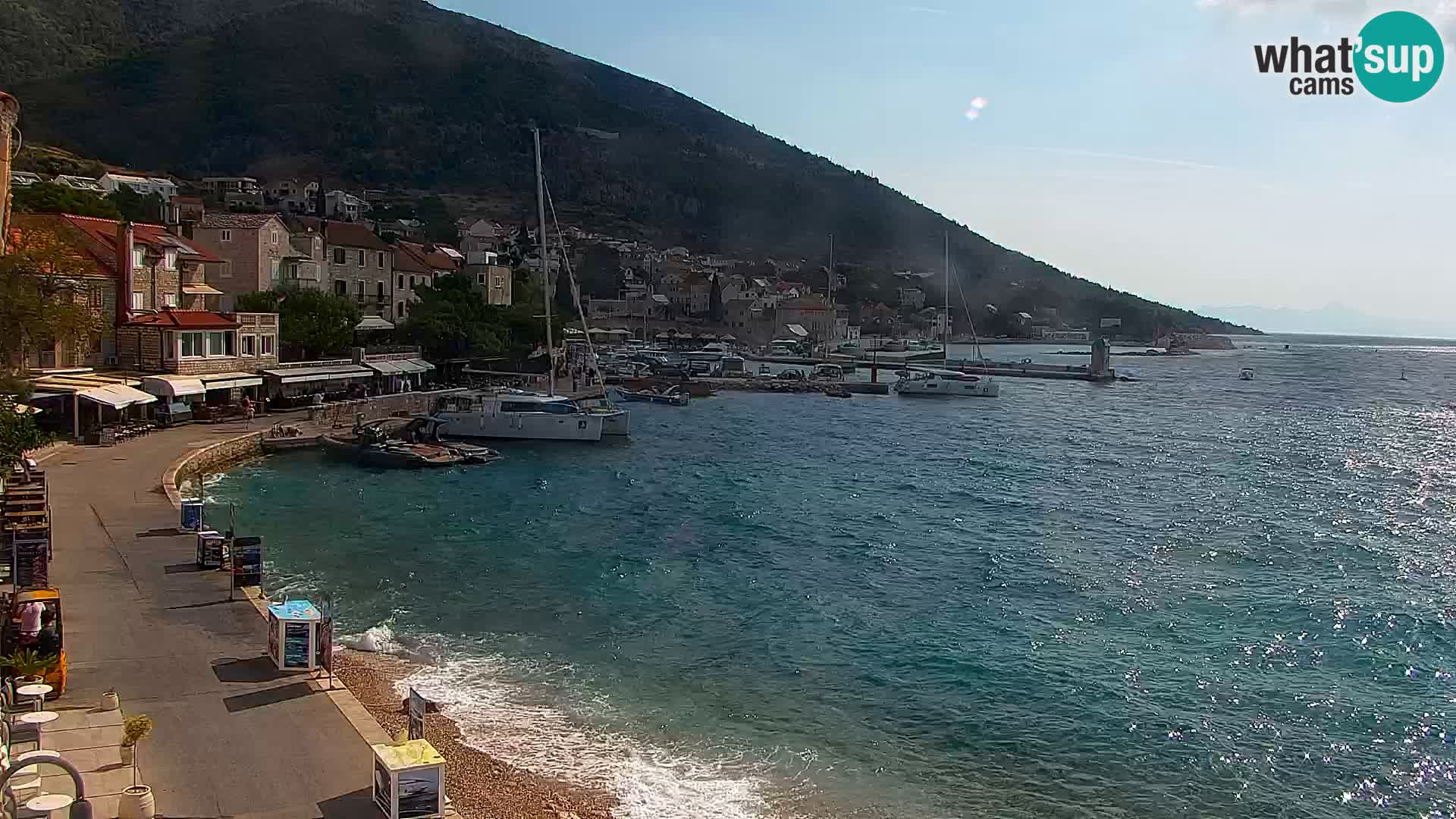 Webcam Bol Town Center & Marina – Live View from Bol, Brač