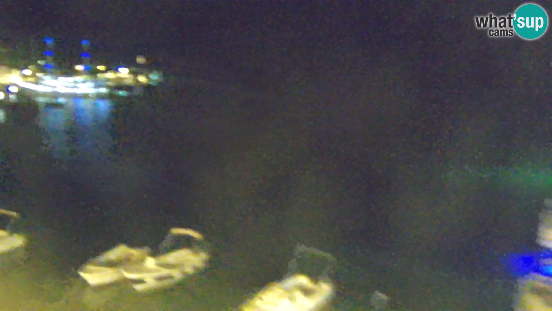 Webcam Bol Hafen & Ortszentrum – Liveblick aus Bol auf der Insel Brač