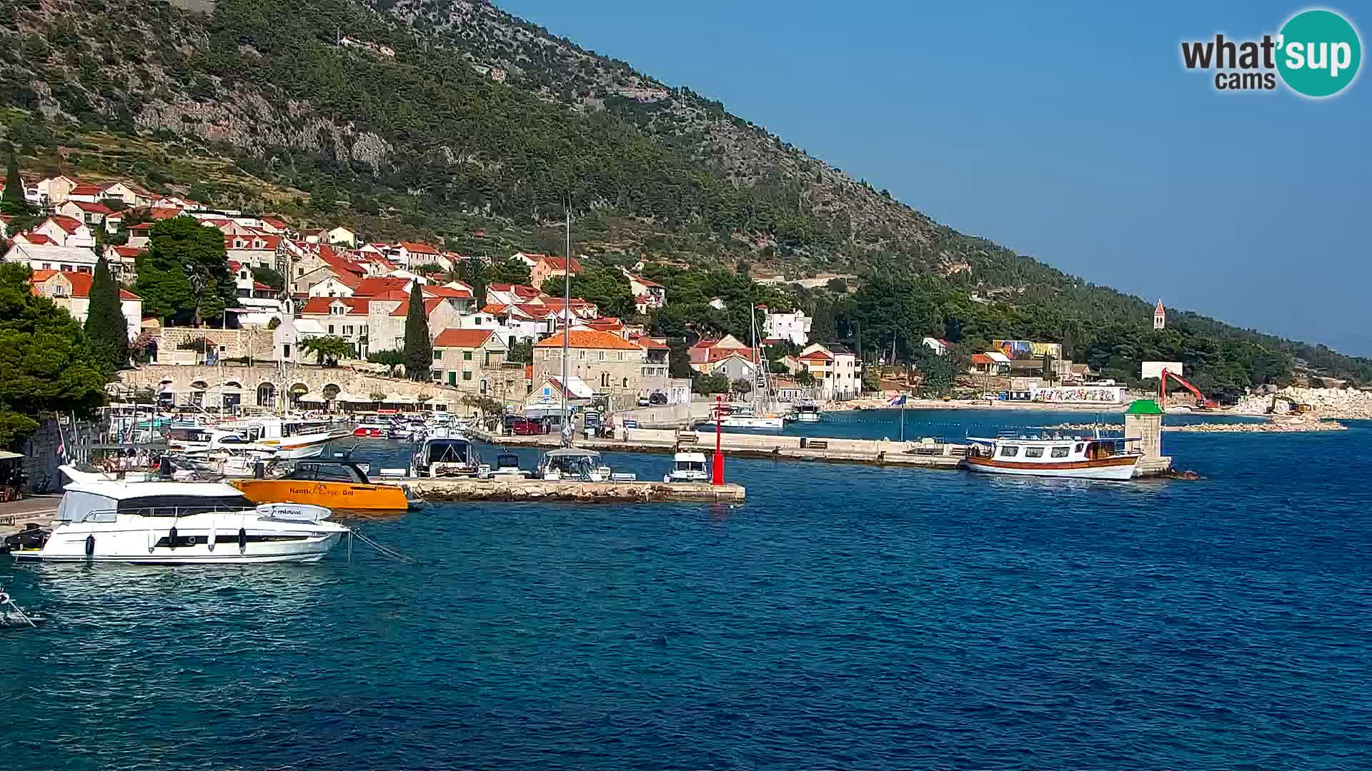 Webcam Bol Town Center & Marina – Live View from Bol, Brač