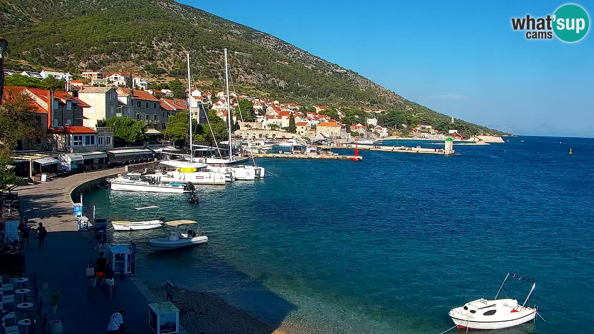 Webcam Bol Hafen & Ortszentrum – Liveblick aus Bol auf der Insel Brač