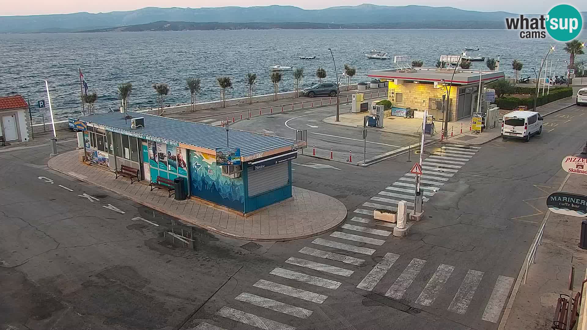 Webcam Bol Hafen & Ortszentrum – Liveblick aus Bol auf der Insel Brač