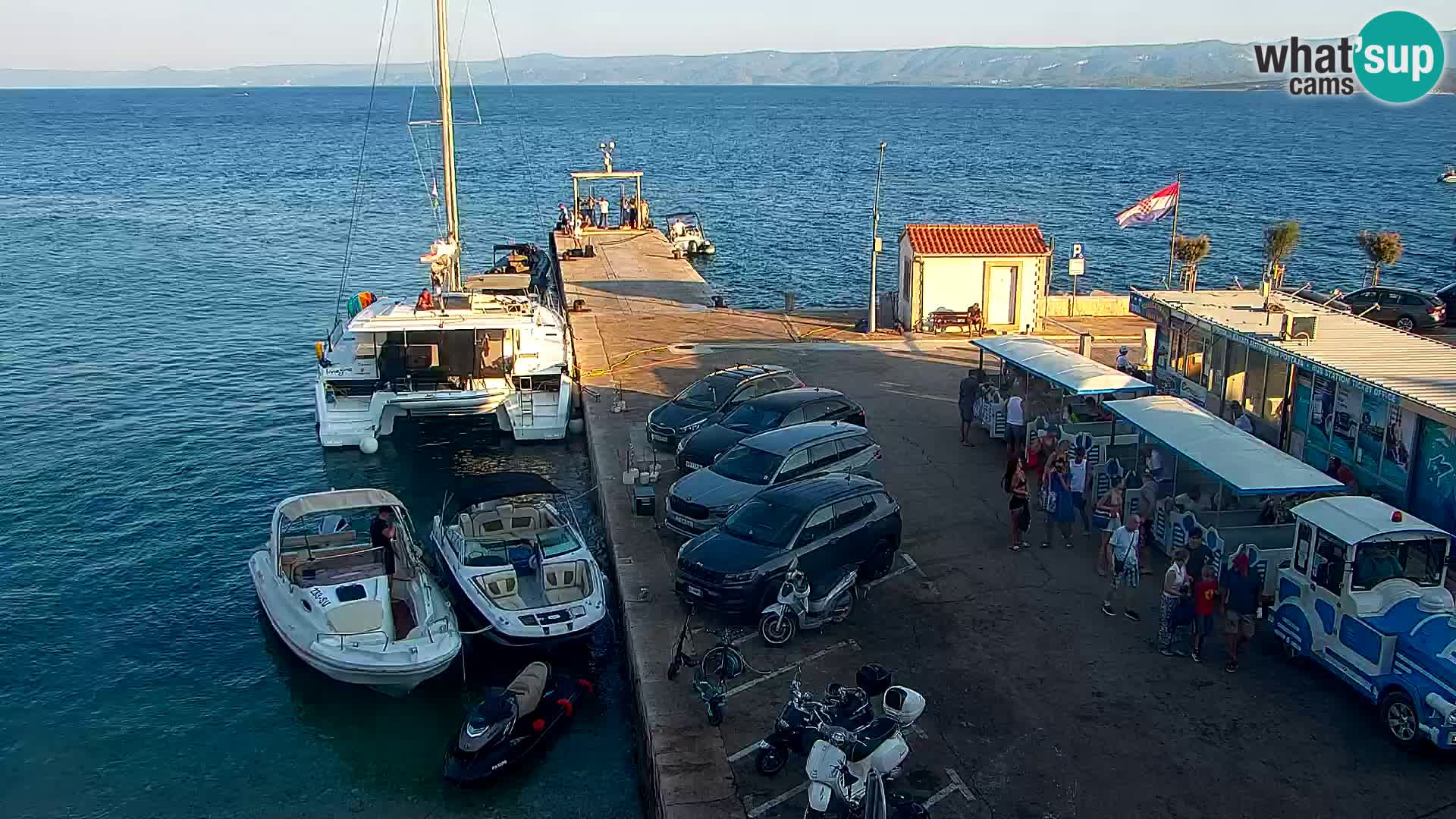 Webcam Bol centre-ville & marina – Vue en direct depuis Bol, île de Brač