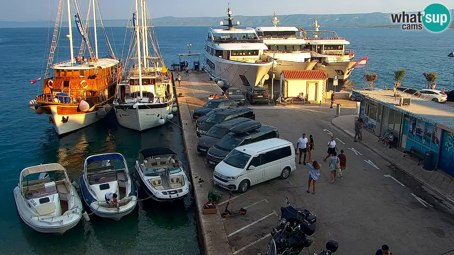 Webcam Bol Centre-Ville & Marina – Vue en direct depuis Bol, île de Brač