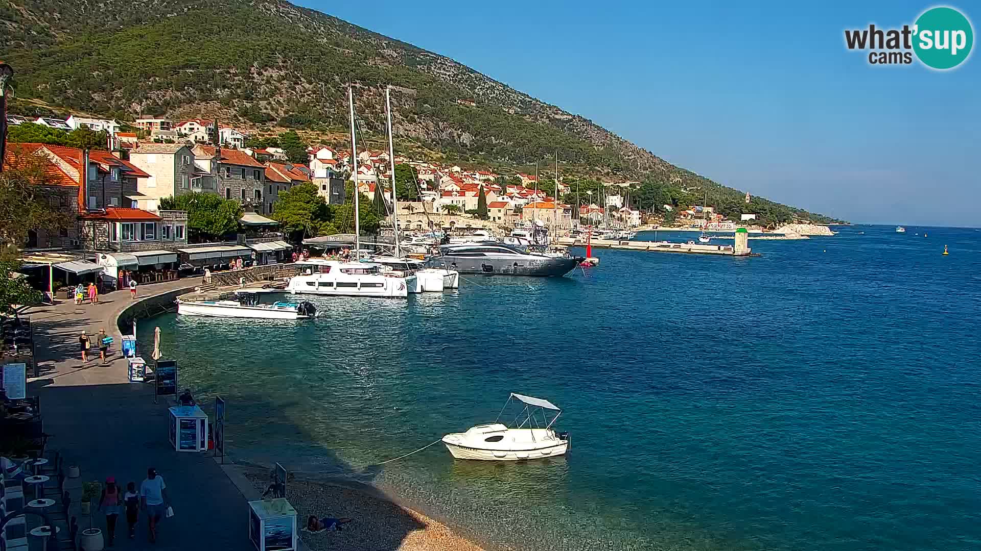 Webcam Bol Hafen & Ortszentrum – Liveblick aus Bol auf der Insel Brač